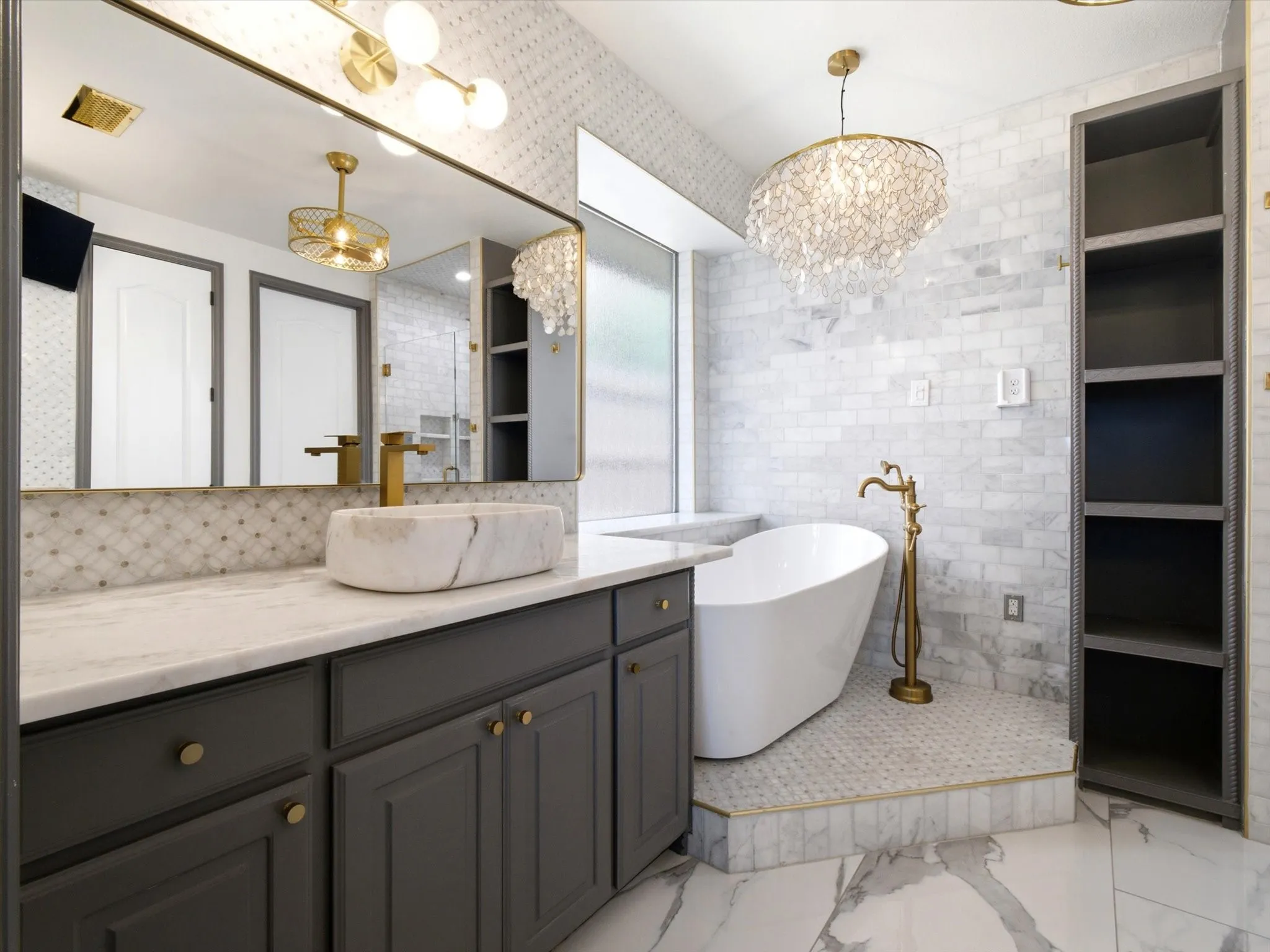 Single Family Residence For Sale in Tarrant County , 4956 Exposition Way, Fort Worth, Texas 76244, 5 Bedroom, 3 Bathroom, 2 Garage spaces, 3,443 Sqft, built in 2006, mls#21351206, Real Estate Agent in Fort Worth, Homes For Sale in Tarrant county, Homes For Sale in Fort Worth, Realtor in Fort Worth Texas, Real Estate Brokerage Independent Realty Texas, Luminita Cordes Realtor