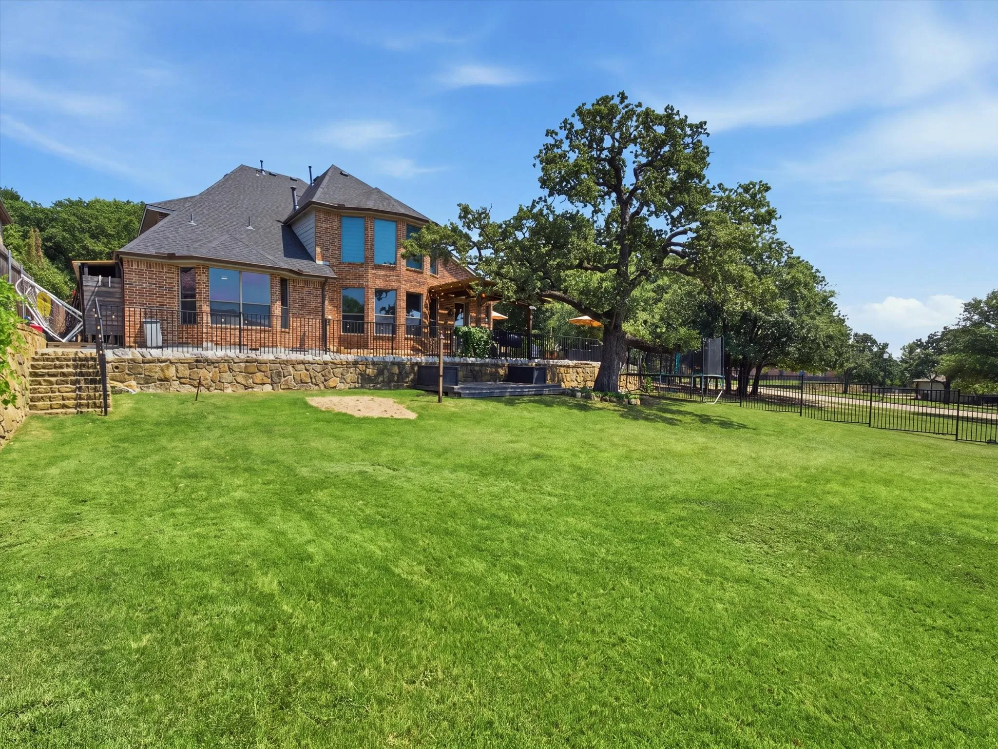 Single Family Residence For Sale in Tarrant County , 4956 Exposition Way, Fort Worth, Texas 76244, 5 Bedroom, 3 Bathroom, 2 Garage spaces, 3,443 Sqft, built in 2006, mls#21351206, Real Estate Agent in Fort Worth, Homes For Sale in Tarrant county, Homes For Sale in Fort Worth, Realtor in Fort Worth Texas, Real Estate Brokerage Independent Realty Texas, Luminita Cordes Realtor