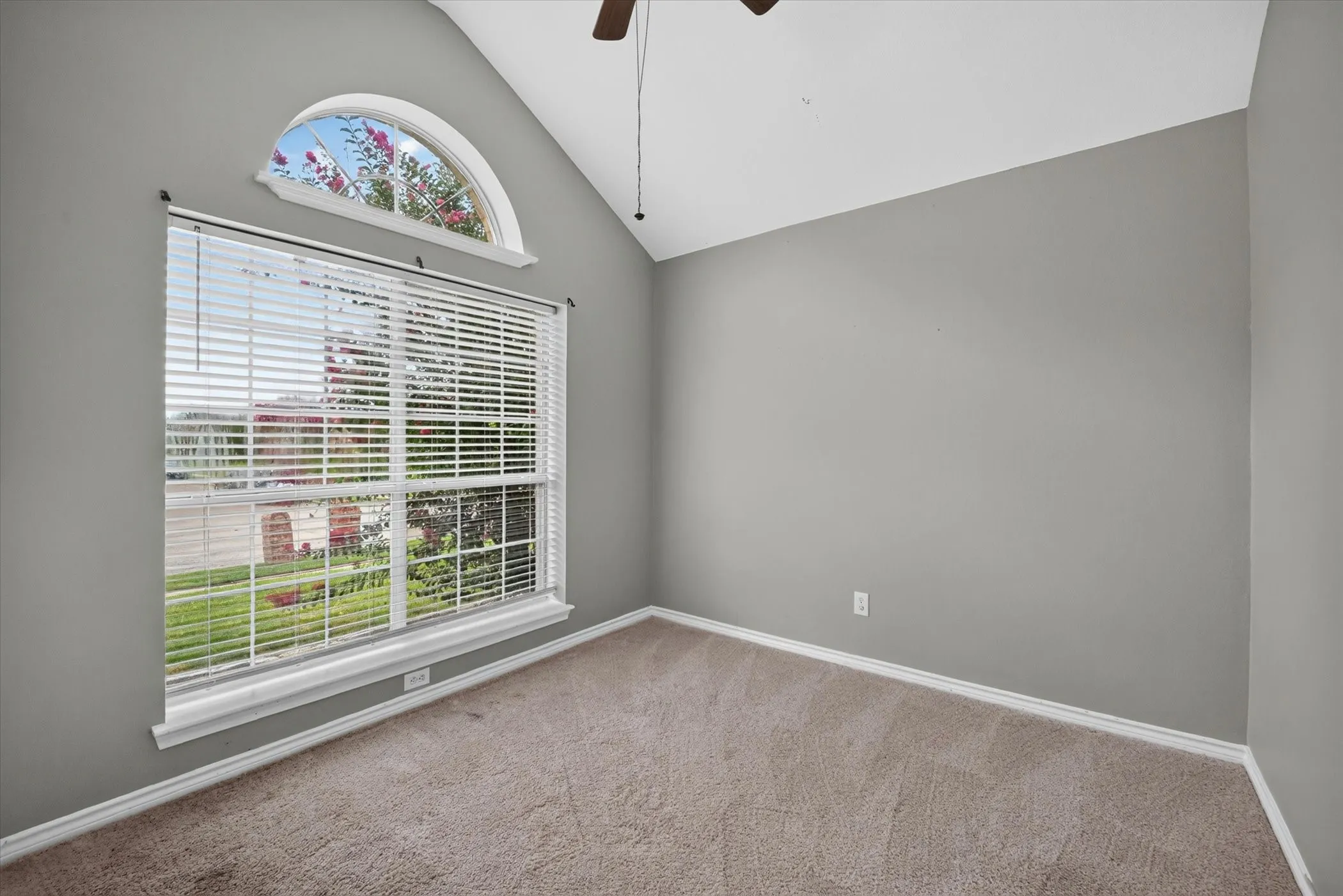 Single Family Residence For Sale in Collin County , 11312 Promenade Road, Frisco, Texas 75035, 3 Bedroom, 2 Bathroom, 2 Garage spaces, 1,790 Sqft, built in 1994, mls#21350394, Real Estate Agent in Frisco, Homes For Sale in Collin county, Homes For Sale in Frisco, Realtor in Frisco Texas, Real Estate Brokerage Independent Realty Texas, Luminita Cordes Realtor