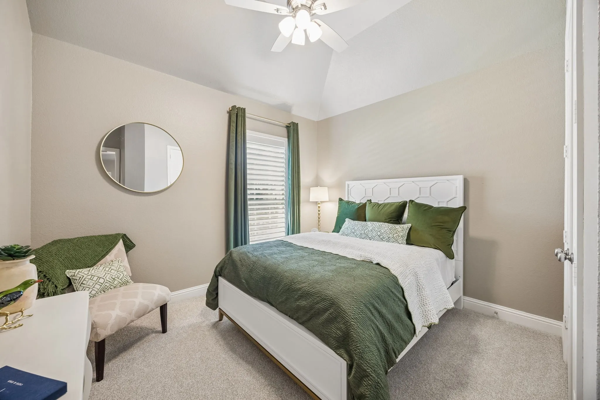 Single Family Residence For Sale in Denton County , 4116 Mangrove Drive, Carrollton, Texas 75007, 4 Bedroom, 3 Bathroom, 2 Garage spaces, 2,881 Sqft, built in 2006, mls#21347241, Real Estate Agent in Carrollton, Homes For Sale in Denton county, Homes For Sale in Carrollton, Realtor in Carrollton Texas, Real Estate Brokerage Independent Realty Texas, Luminita Cordes Realtor