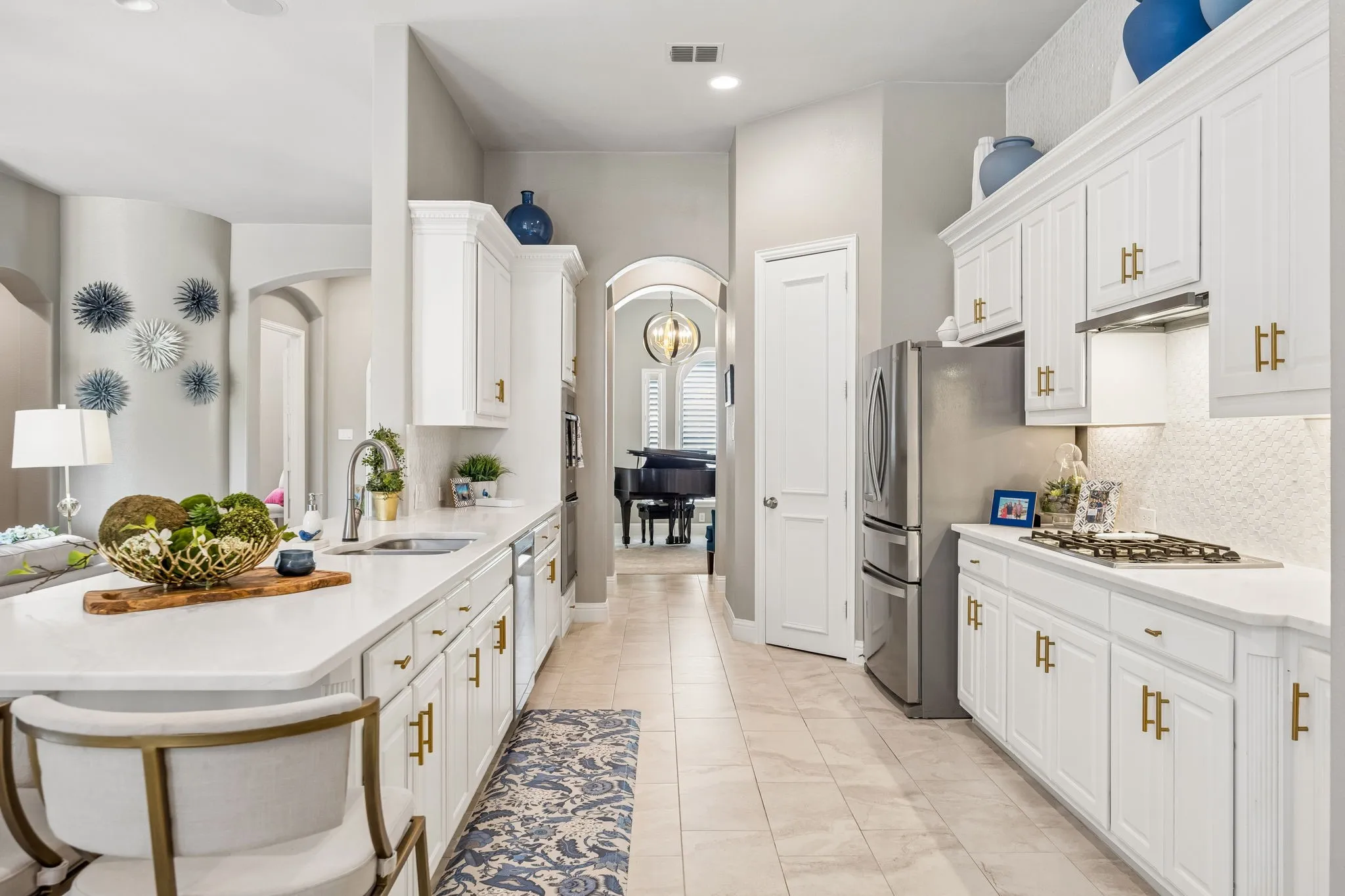 Single Family Residence For Sale in Denton County , 4116 Mangrove Drive, Carrollton, Texas 75007, 4 Bedroom, 3 Bathroom, 2 Garage spaces, 2,881 Sqft, built in 2006, mls#21347241, Real Estate Agent in Carrollton, Homes For Sale in Denton county, Homes For Sale in Carrollton, Realtor in Carrollton Texas, Real Estate Brokerage Independent Realty Texas, Luminita Cordes Realtor