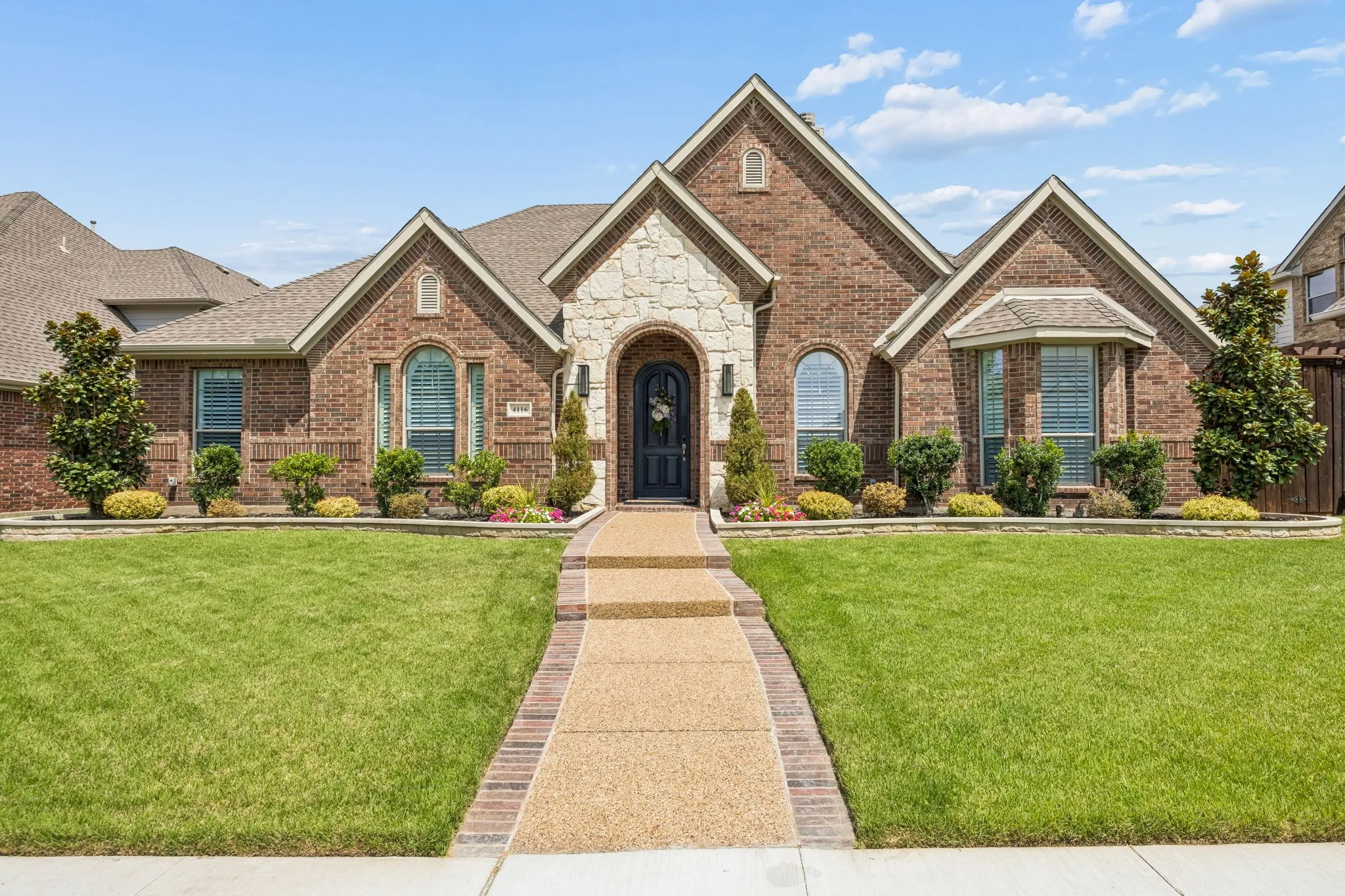 Single Family Residence For Sale in Denton County , 4116 Mangrove Drive, Carrollton, Texas 75007, 4 Bedroom, 3 Bathroom, 2 Garage spaces, 2,881 Sqft, built in 2006, mls#21347241, Real Estate Agent in Carrollton, Homes For Sale in Denton county, Homes For Sale in Carrollton, Realtor in Carrollton Texas, Real Estate Brokerage Independent Realty Texas, Luminita Cordes Realtor