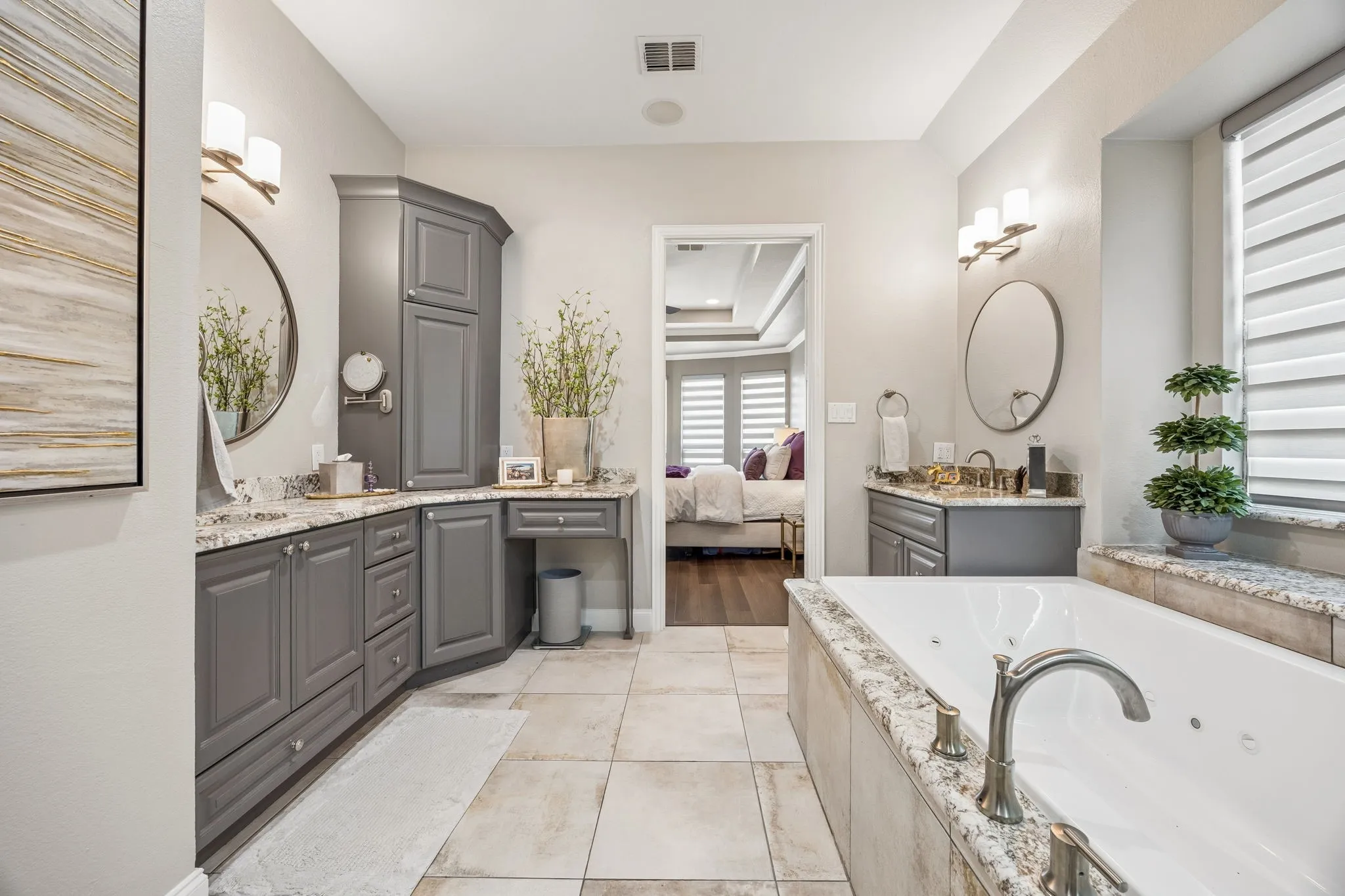 Primary Ensuite Bath