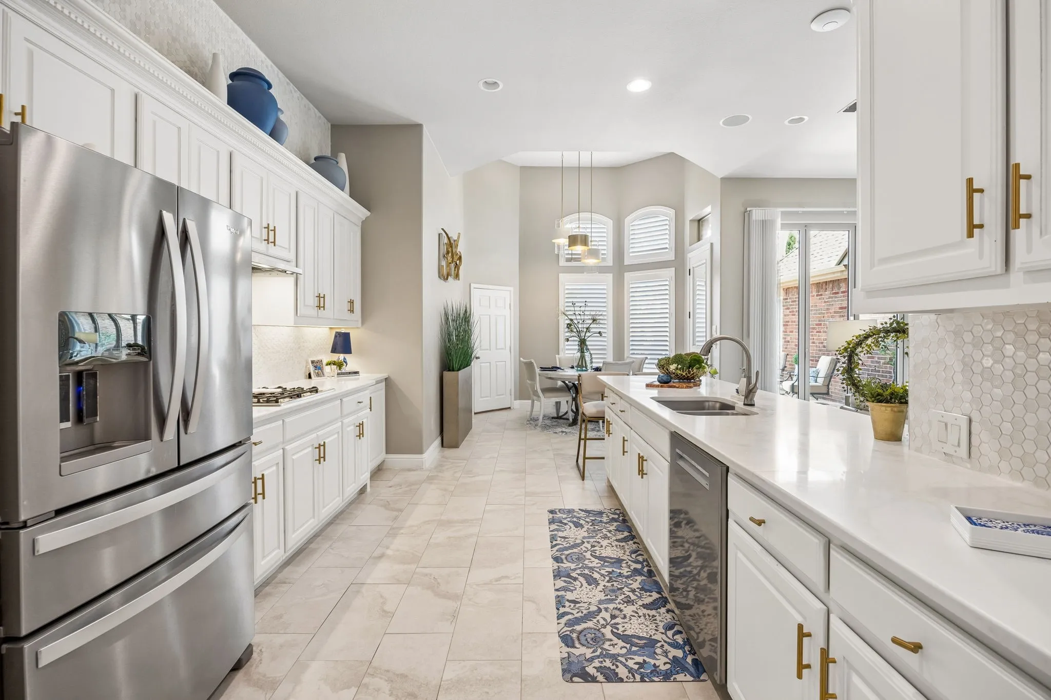 Single Family Residence For Sale in Denton County , 4116 Mangrove Drive, Carrollton, Texas 75007, 4 Bedroom, 3 Bathroom, 2 Garage spaces, 2,881 Sqft, built in 2006, mls#21347241, Real Estate Agent in Carrollton, Homes For Sale in Denton county, Homes For Sale in Carrollton, Realtor in Carrollton Texas, Real Estate Brokerage Independent Realty Texas, Luminita Cordes Realtor