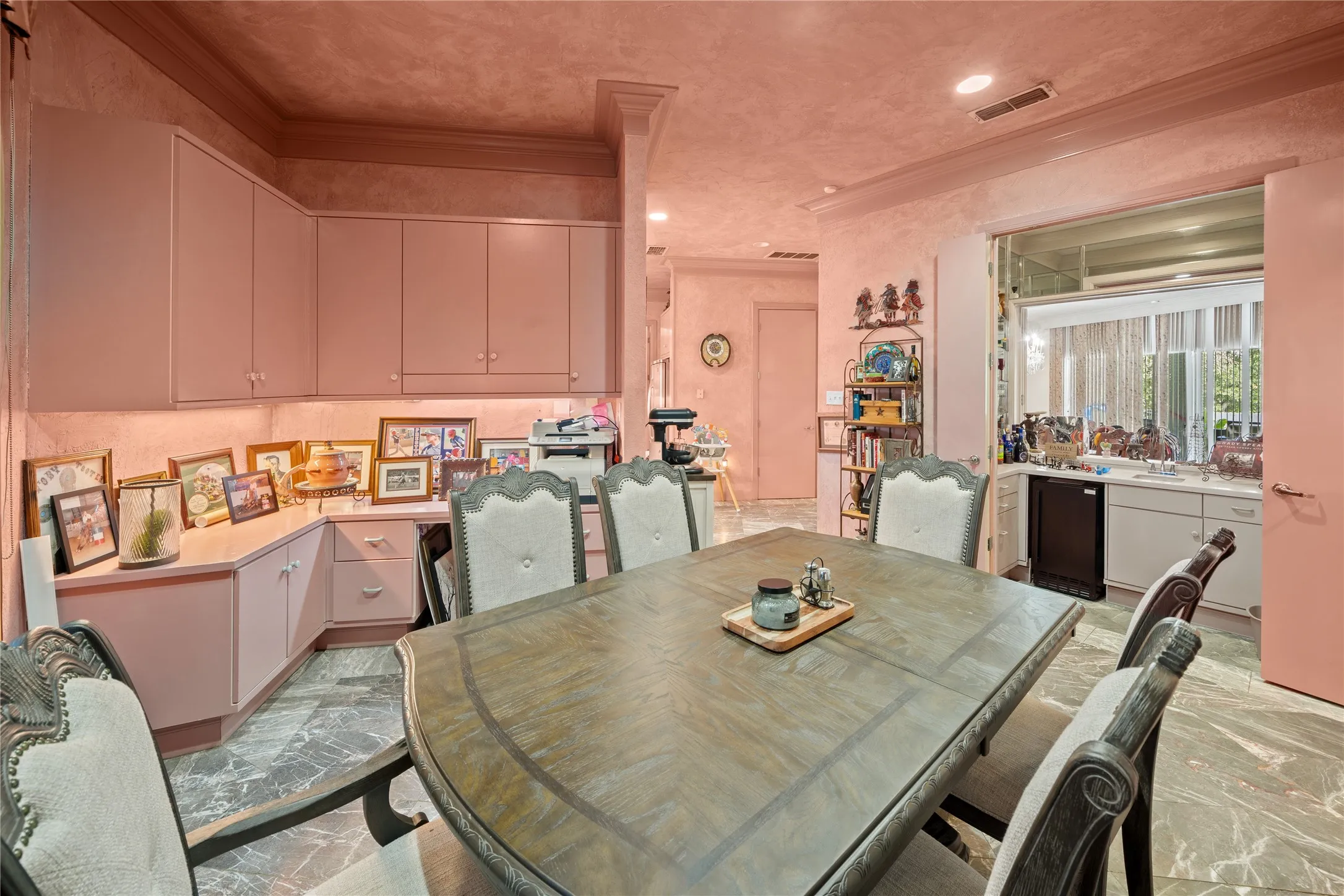 Farm For Sale in Johnson County , 1640 Blair Drive, Cleburne, Texas 76031, 5 Bedroom, 5 Bathroom, 1 Garage spaces, 4,289 Sqft, built in 1991, mls#21350757, Real Estate Agent in Cleburne, Homes For Sale in Johnson county, Homes For Sale in Cleburne, Realtor in Cleburne Texas, Real Estate Brokerage Independent Realty Texas, Luminita Cordes Realtor