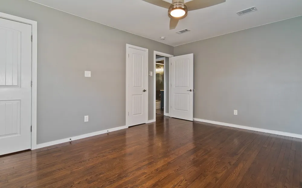 Single Family Residence For Rent in Dallas County , 3039 Grayson Drive, Dallas, Texas 75224, 3 Bedroom, 2 Bathroom, 1 Garage spaces, 1,116 Sqft, built in 1951, mls#21351246, Real Estate Agent in Dallas, Homes For Rent in Dallas county, Homes For Rent in Dallas, Realtor in Dallas Texas, Real Estate Brokerage Independent Realty Texas, Luminita Cordes Realtor