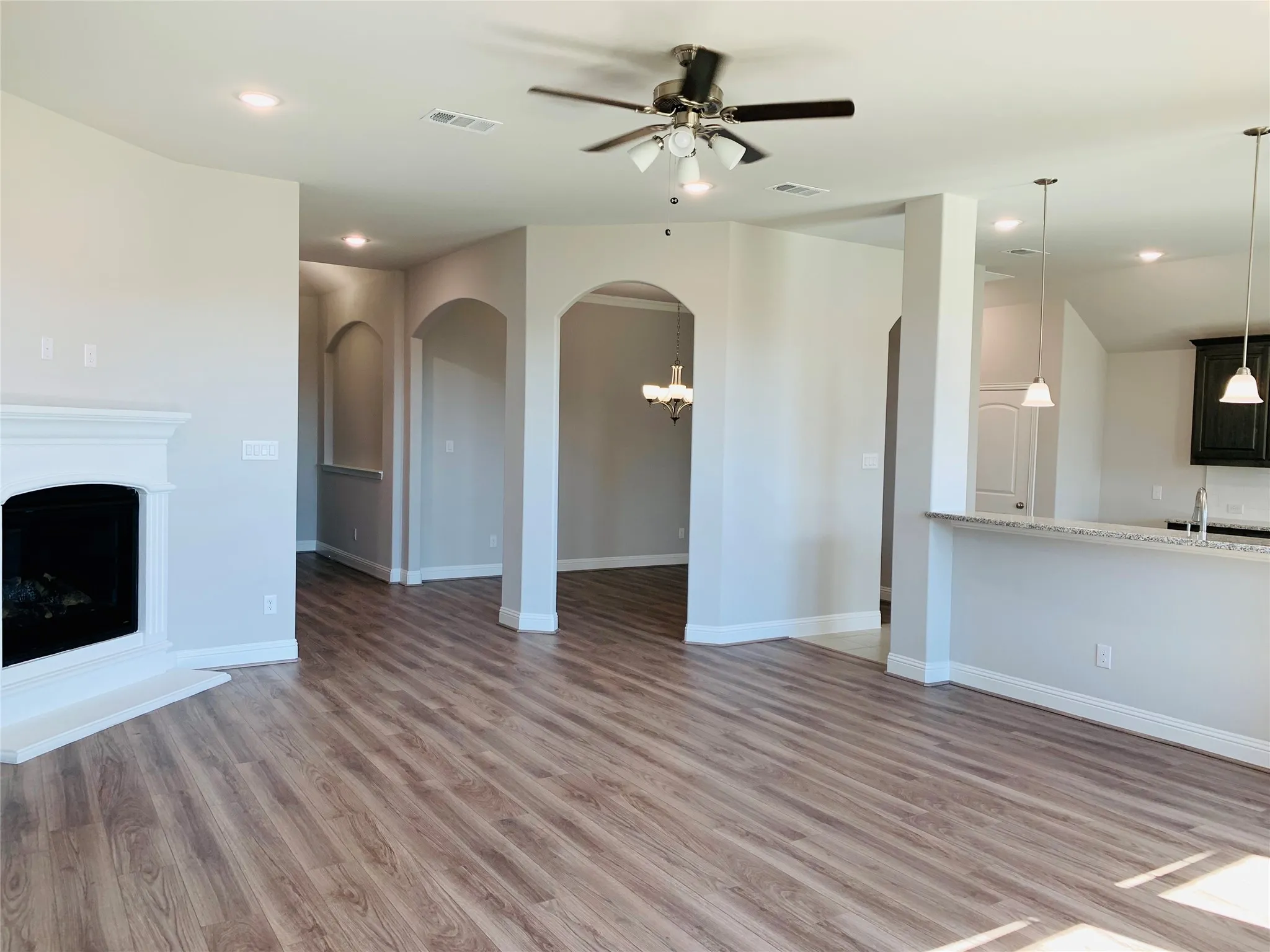 Single Family Residence For Rent in Kaufman County , 325 Delaford Drive, Forney, Texas 75126, 4 Bedroom, 2 Bathroom, 2 Garage spaces, 2,064 Sqft, built in 2021, mls#21351245, Real Estate Agent in Forney, Homes For Rent in Kaufman county, Homes For Rent in Forney, Realtor in Forney Texas, Real Estate Brokerage Independent Realty Texas, Luminita Cordes Realtor