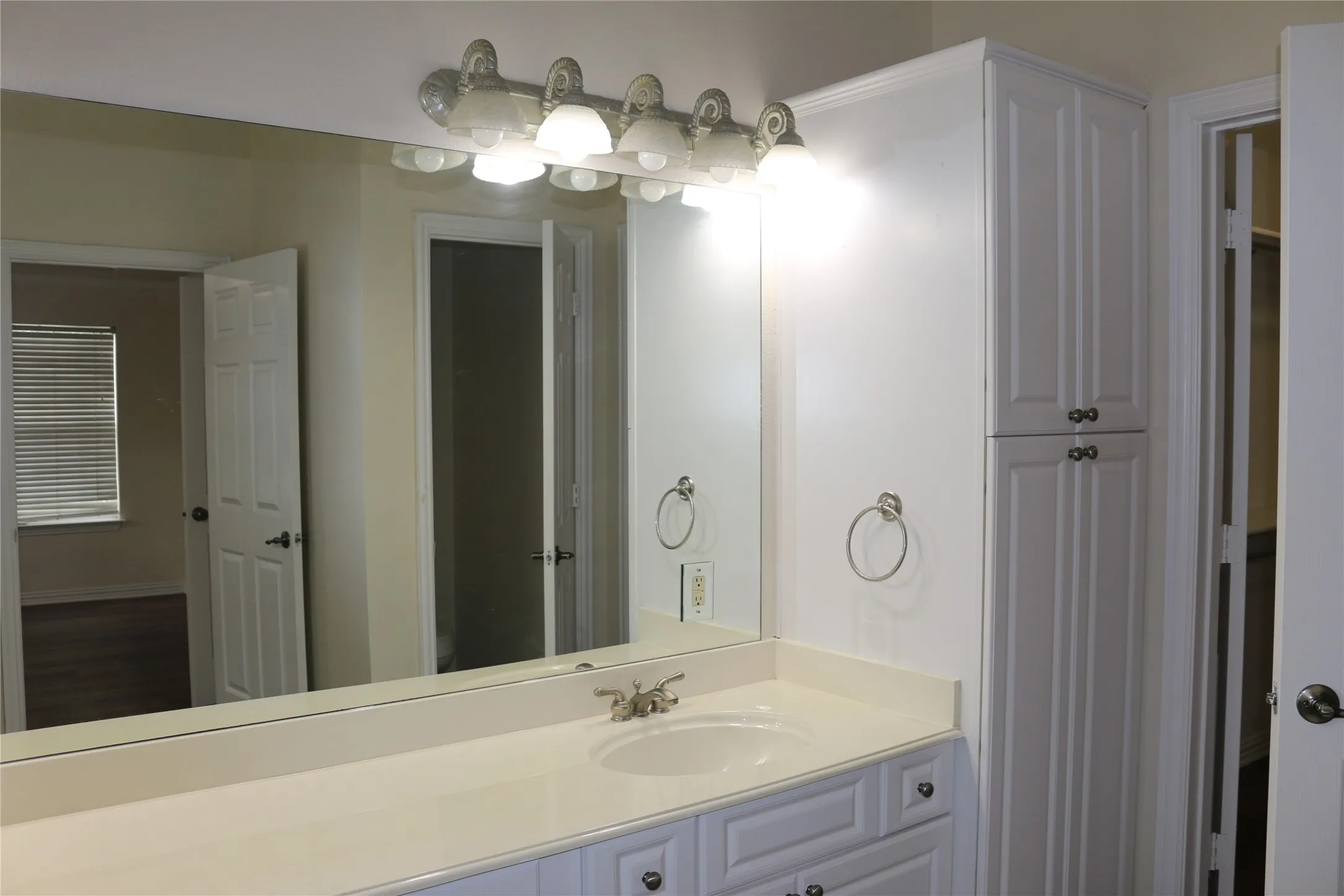 Townhouse For Rent in Collin County , 629 Park Place Drive, Allen, Texas 75002, 3 Bedroom, 3 Bathroom, Garage spaces, 1,783 Sqft, built in 1999, mls#21351240, Real Estate Agent in Allen, Homes For Rent in Collin county, Homes For Rent in Allen, Realtor in Allen Texas, Real Estate Brokerage Independent Realty Texas, Luminita Cordes Realtor