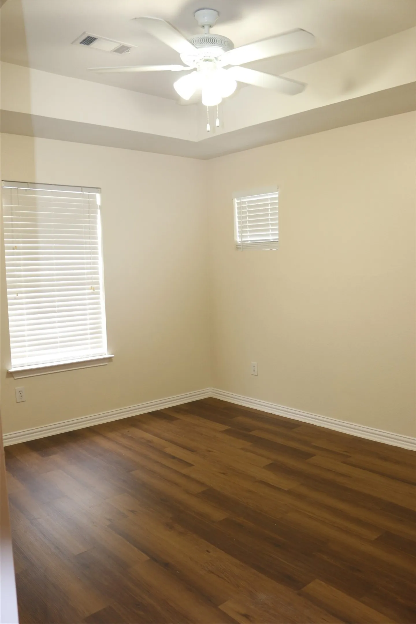 Townhouse For Rent in Collin County , 629 Park Place Drive, Allen, Texas 75002, 3 Bedroom, 3 Bathroom, Garage spaces, 1,783 Sqft, built in 1999, mls#21351240, Real Estate Agent in Allen, Homes For Rent in Collin county, Homes For Rent in Allen, Realtor in Allen Texas, Real Estate Brokerage Independent Realty Texas, Luminita Cordes Realtor