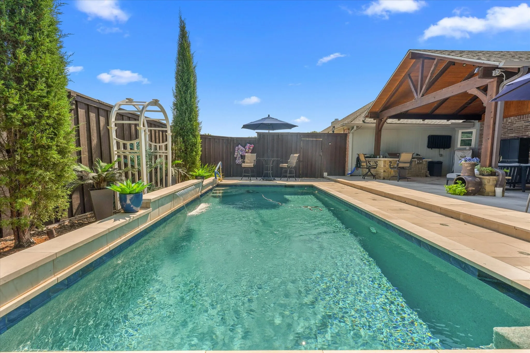 Sparkling pool with beautiful water feature