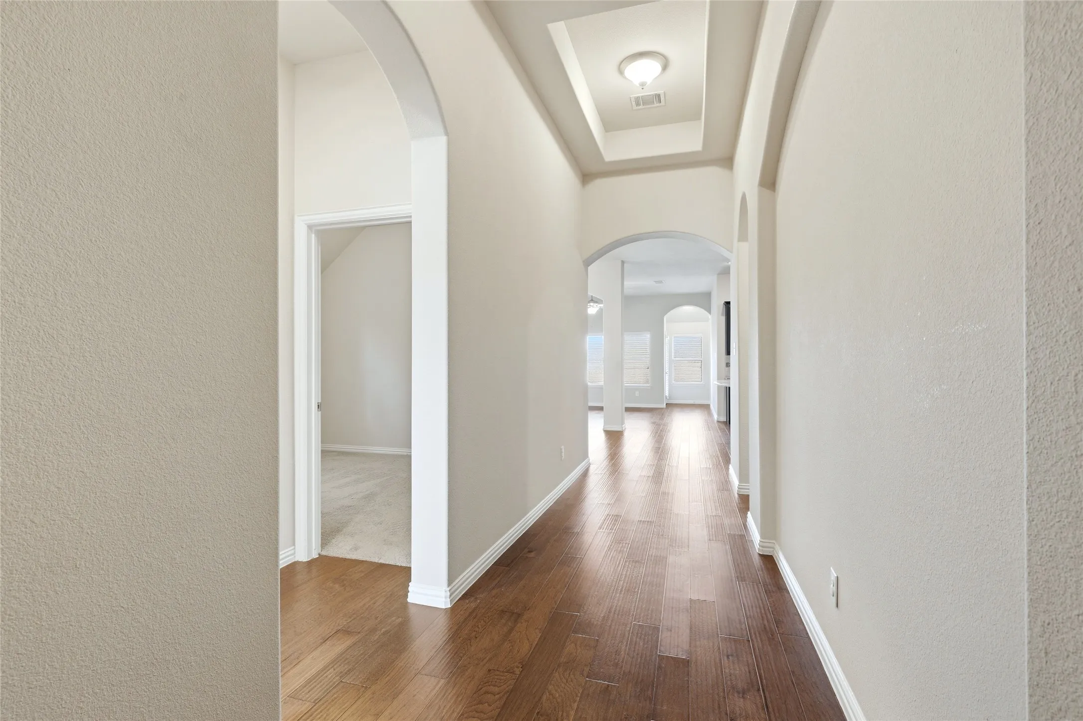 Single Family Residence For Sale in Dallas County , 5809 Petunia Lane, Rowlett, Texas 75089, 3 Bedroom, 2 Bathroom, 2 Garage spaces, 1,910 Sqft, built in 2016, mls#21351198, Real Estate Agent in Rowlett, Homes For Sale in Dallas county, Homes For Sale in Rowlett, Realtor in Rowlett Texas, Real Estate Brokerage Independent Realty Texas, Luminita Cordes Realtor