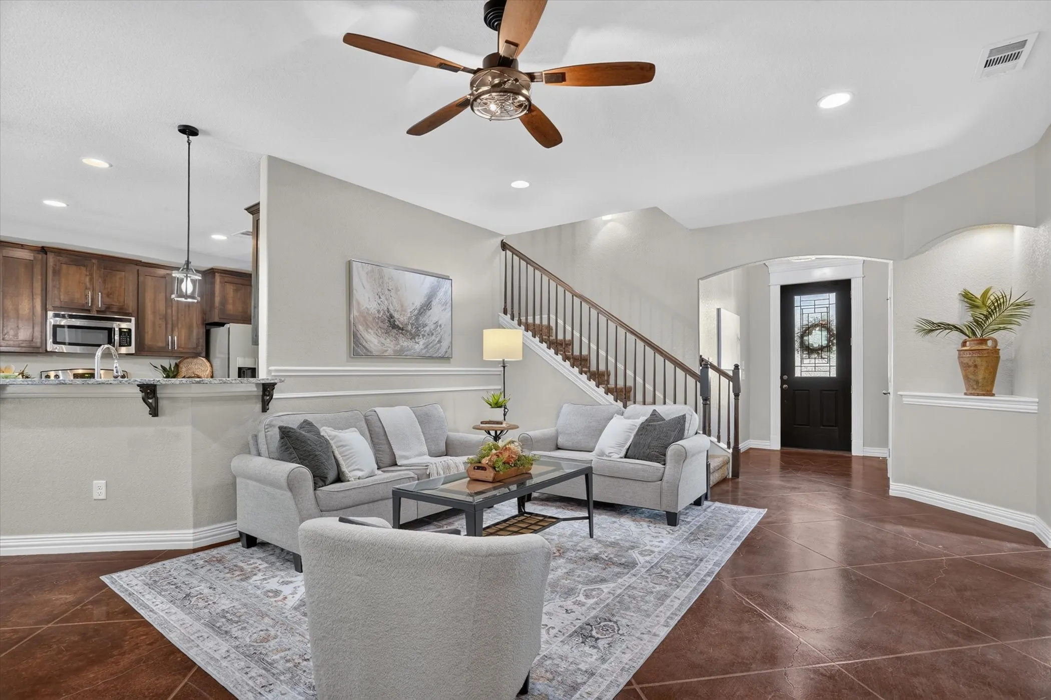 Single Family Residence For Sale in Hood County , 6403 Westover Drive, Granbury, Texas 76049, 4 Bedroom, 3 Bathroom, 2 Garage spaces, 2,239 Sqft, built in 2016, mls#21339382, Real Estate Agent in Granbury, Homes For Sale in Hood county, Homes For Sale in Granbury, Realtor in Granbury Texas, Real Estate Brokerage Independent Realty Texas, Luminita Cordes Realtor