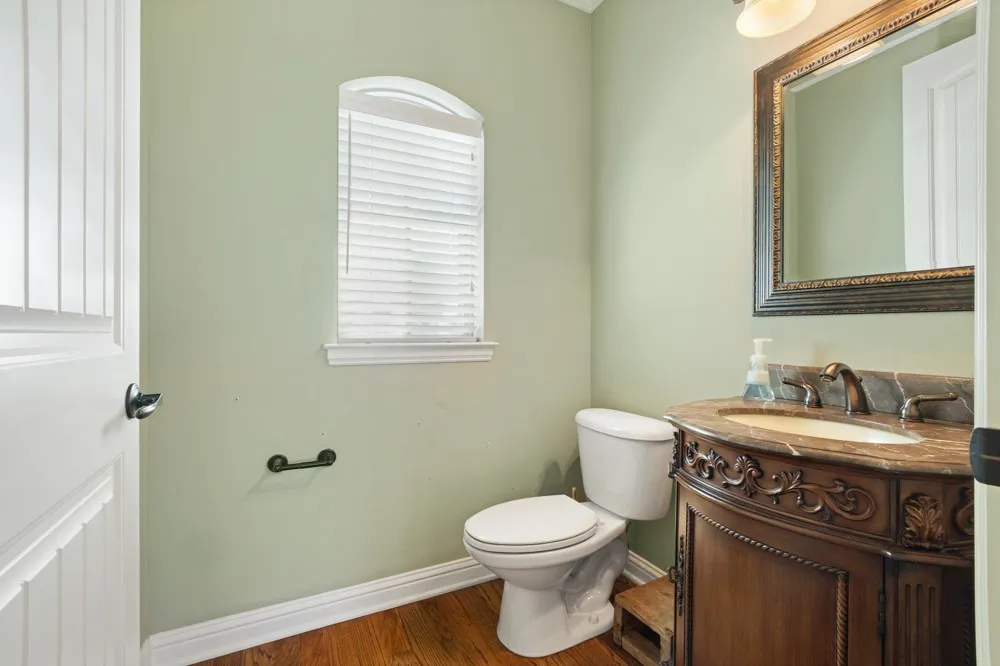 Powder room off the living area