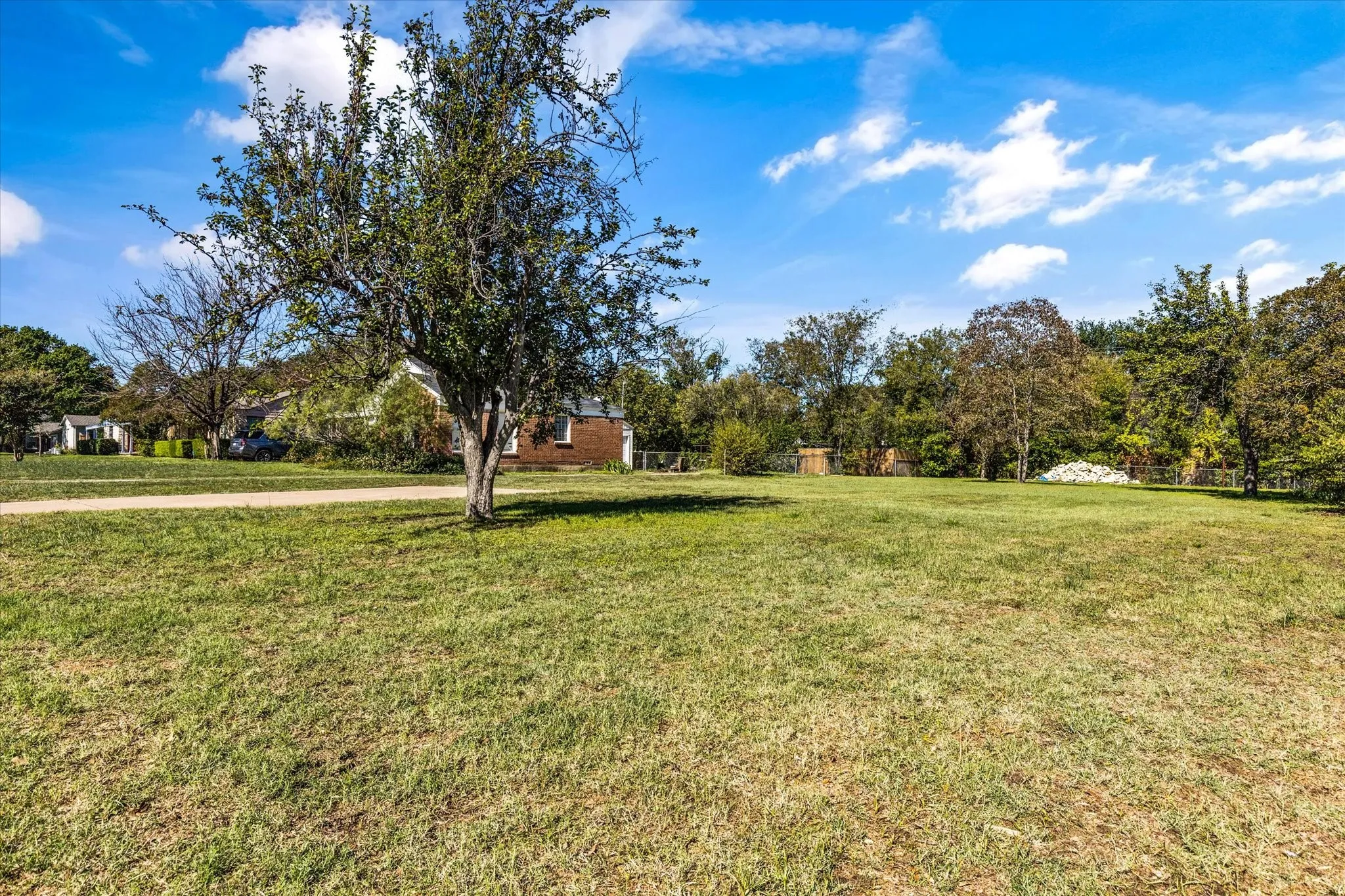 Unimproved Land For Sale in Tarrant County , 3512 W Biddison Street, Fort Worth, Texas 76109, 0, 0, Garage spaces, 0 Sqft, built in 0, Price $460,000, mls#21350185, Real Estate Agent in Fort Worth, Homes For Sale in Tarrant county, Homes For Sale in Fort Worth, Realtor in Fort Worth Texas, Real Estate Brokerage Independent Realty Texas, Luminita Cordes Realtor