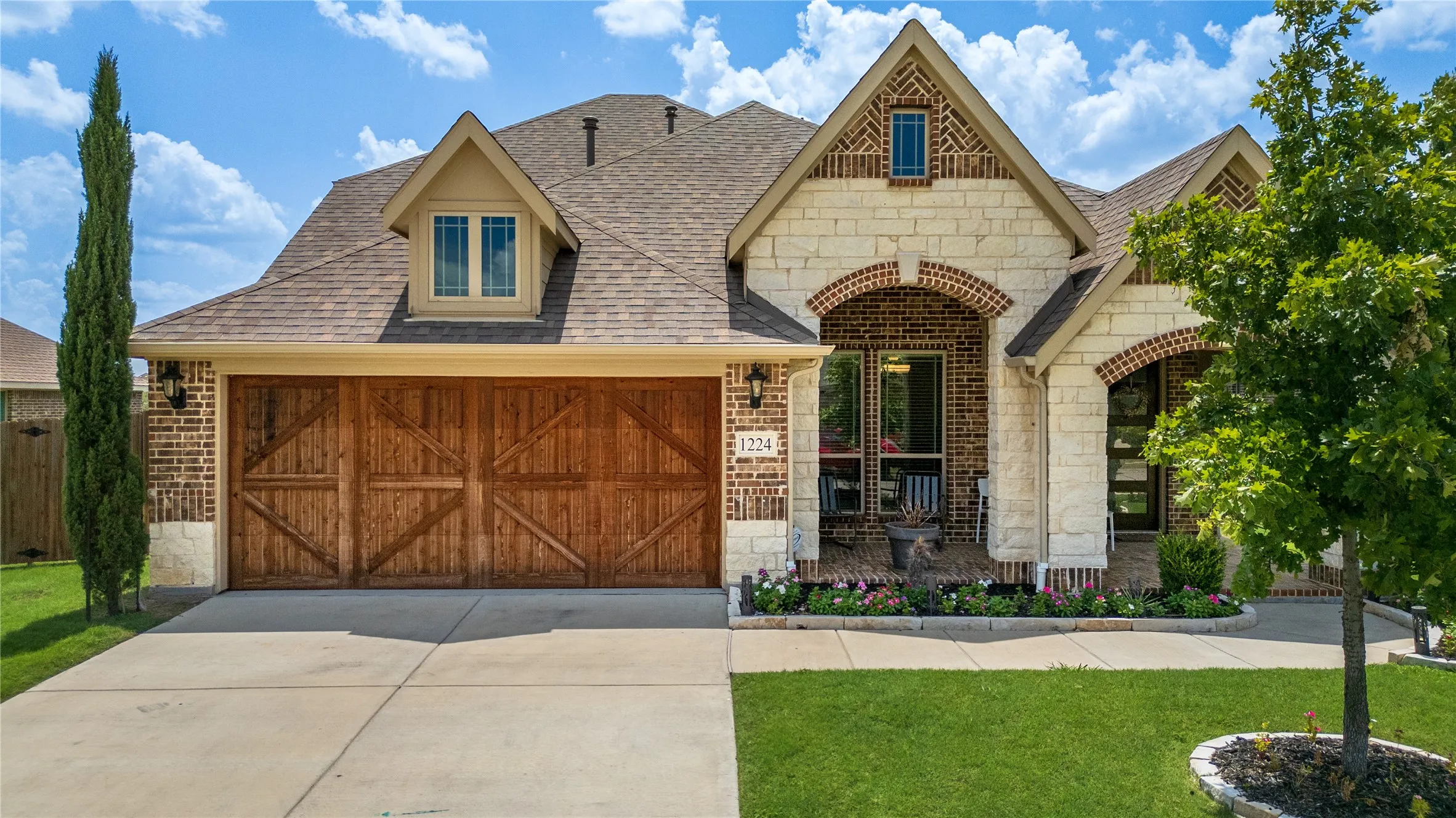 Single Family Residence For Sale in Kaufman County , 1224 Altuda Drive, Forney, Texas 75126, 4 Bedrooms, 3 Bathrooms, 2 Garage spaces, 2,326 Sqft, built in 2021, Price $398,000, mls#21351156, Real Estate Agent in Forney, Homes For Sale in Kaufman county, Homes For Sale in Forney, Realtor in Forney Texas, Real Estate Brokerage Independent Realty Texas, Luminita Cordes Realtor