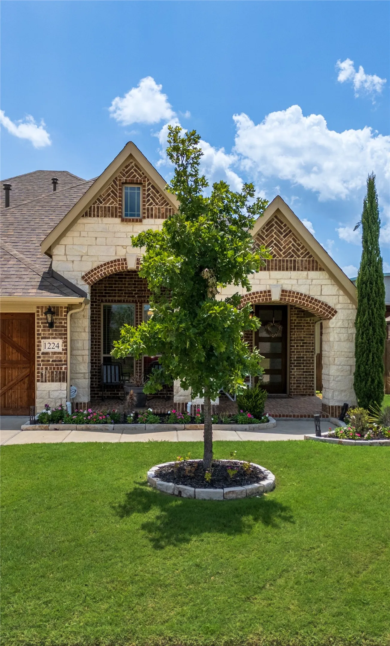 Single Family Residence For Sale in Kaufman County , 1224 Altuda Drive, Forney, Texas 75126, 4 Bedrooms, 3 Bathrooms, 2 Garage spaces, 2,326 Sqft, built in 2021, Price $398,000, mls#21351156, Real Estate Agent in Forney, Homes For Sale in Kaufman county, Homes For Sale in Forney, Realtor in Forney Texas, Real Estate Brokerage Independent Realty Texas, Luminita Cordes Realtor