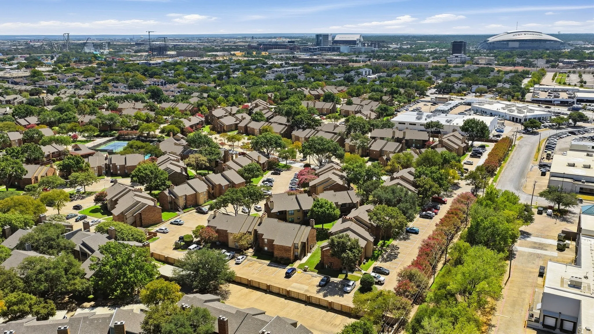 Condominium For Sale in Tarrant County , 2103 Friendly Drive 3210, Arlington, Texas 76011, 2 Bedroom, 2 Bathroom, Garage spaces, 1,025 Sqft, built in 1982, mls#21351168, Real Estate Agent in Arlington, Homes For Sale in Tarrant county, Homes For Sale in Arlington, Realtor in Arlington Texas, Real Estate Brokerage Independent Realty Texas, Luminita Cordes Realtor