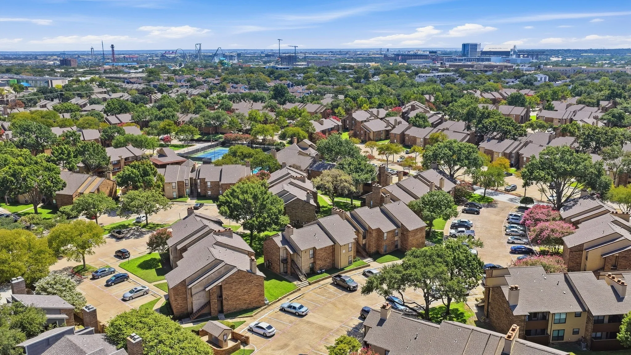 Condominium For Sale in Tarrant County , 2103 Friendly Drive 3210, Arlington, Texas 76011, 2 Bedroom, 2 Bathroom, Garage spaces, 1,025 Sqft, built in 1982, mls#21351168, Real Estate Agent in Arlington, Homes For Sale in Tarrant county, Homes For Sale in Arlington, Realtor in Arlington Texas, Real Estate Brokerage Independent Realty Texas, Luminita Cordes Realtor