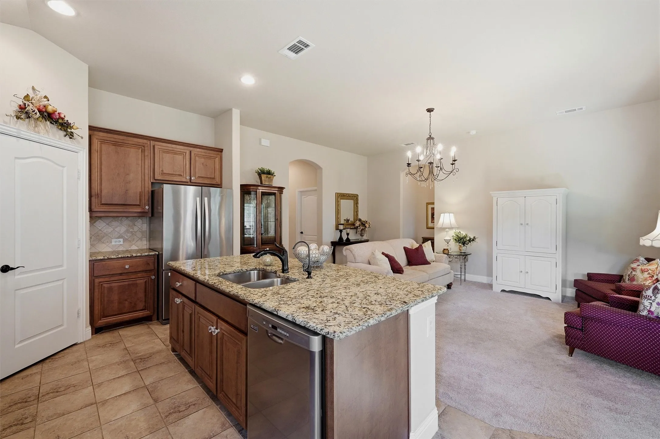 Single Family Residence For Sale in Grayson County , 509 Appaloosa Lane, Sherman, Texas 75092, 3 Bedroom, 2 Bathroom, 2 Garage spaces, 1,578 Sqft, built in 2016, mls#21344935, Real Estate Agent in Sherman, Homes For Sale in Grayson county, Homes For Sale in Sherman, Realtor in Sherman Texas, Real Estate Brokerage Independent Realty Texas, Luminita Cordes Realtor