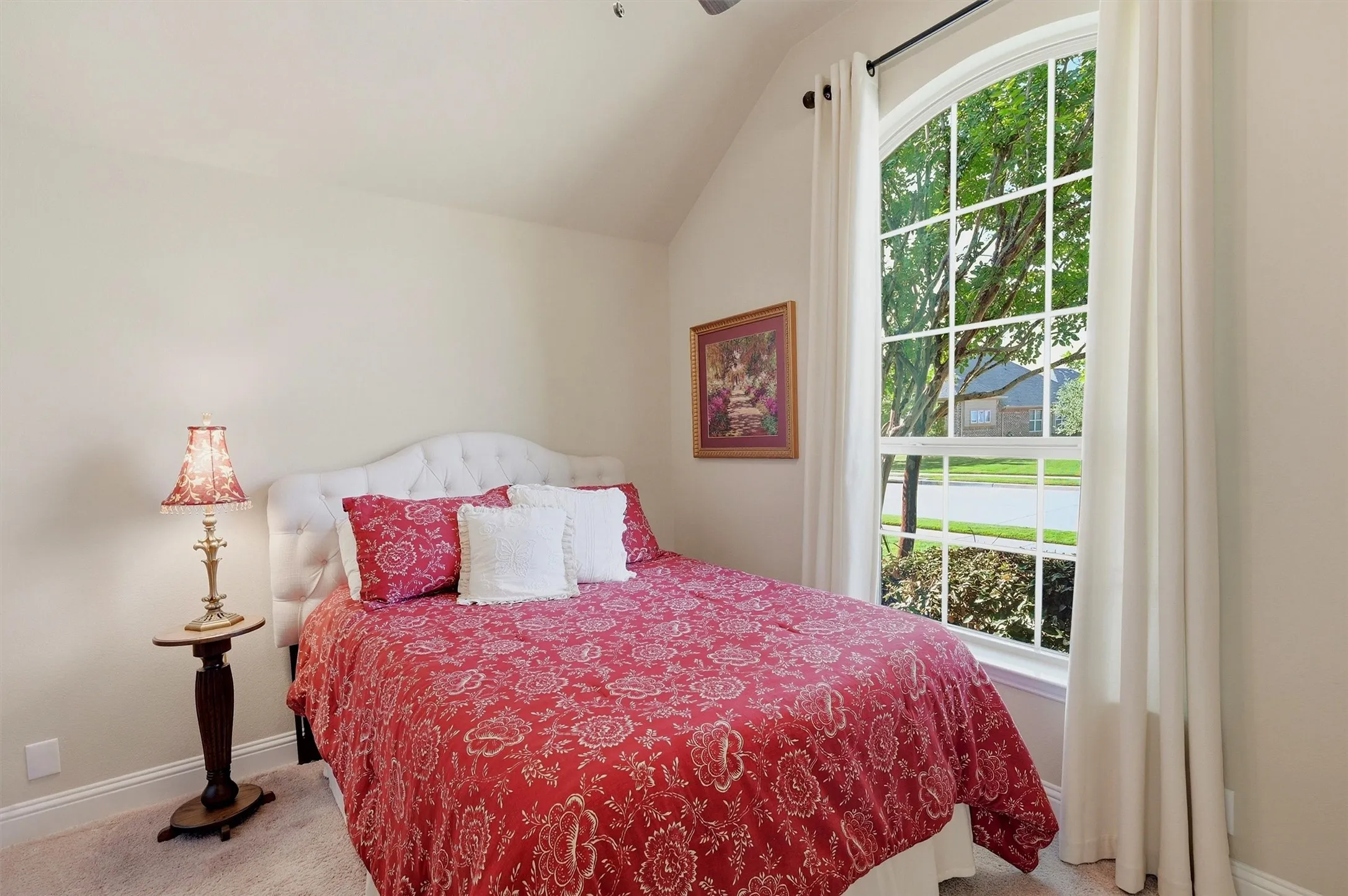Single Family Residence For Sale in Grayson County , 509 Appaloosa Lane, Sherman, Texas 75092, 3 Bedroom, 2 Bathroom, 2 Garage spaces, 1,578 Sqft, built in 2016, mls#21344935, Real Estate Agent in Sherman, Homes For Sale in Grayson county, Homes For Sale in Sherman, Realtor in Sherman Texas, Real Estate Brokerage Independent Realty Texas, Luminita Cordes Realtor