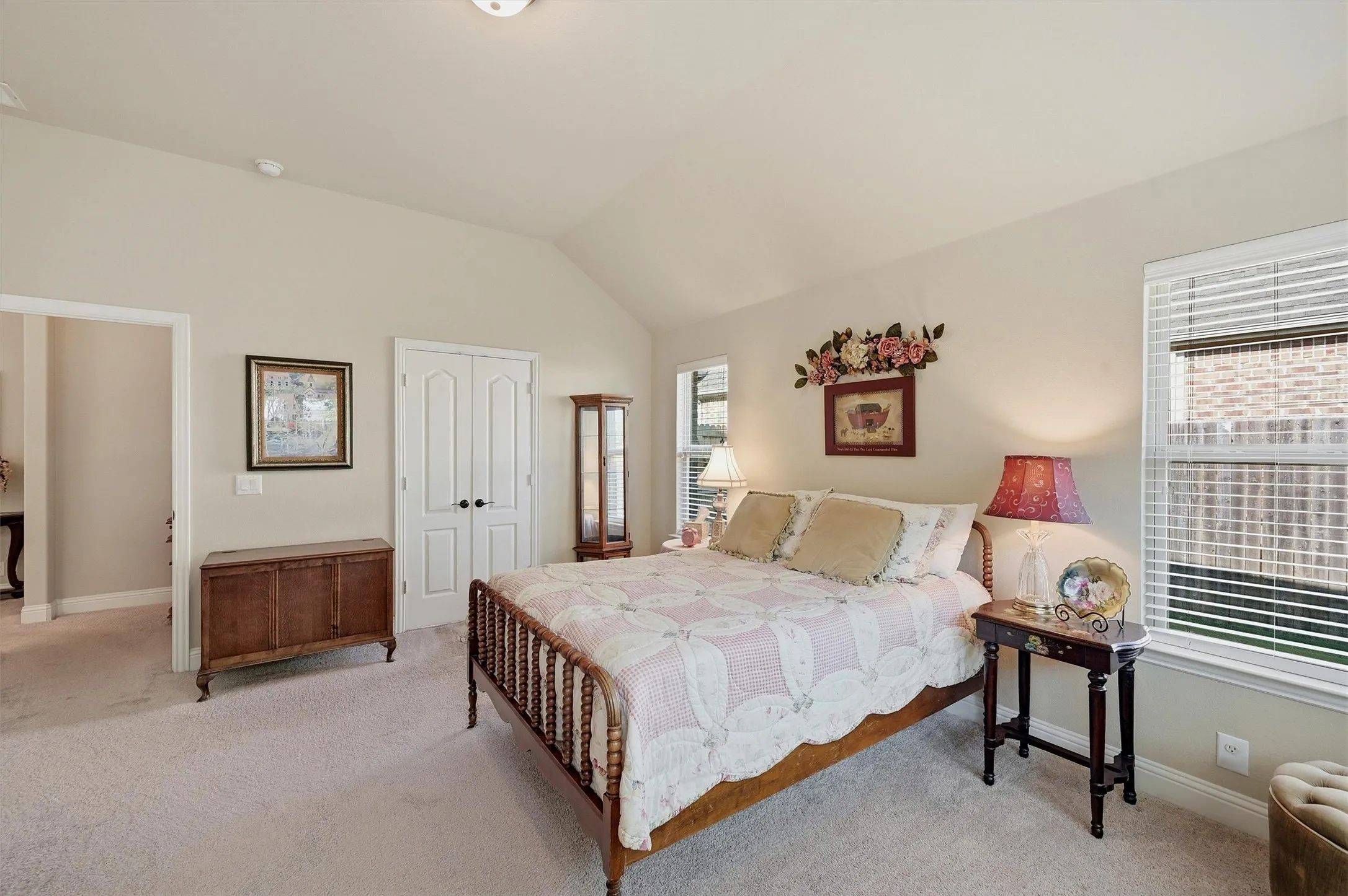Single Family Residence For Sale in Grayson County , 509 Appaloosa Lane, Sherman, Texas 75092, 3 Bedroom, 2 Bathroom, 2 Garage spaces, 1,578 Sqft, built in 2016, mls#21344935, Real Estate Agent in Sherman, Homes For Sale in Grayson county, Homes For Sale in Sherman, Realtor in Sherman Texas, Real Estate Brokerage Independent Realty Texas, Luminita Cordes Realtor