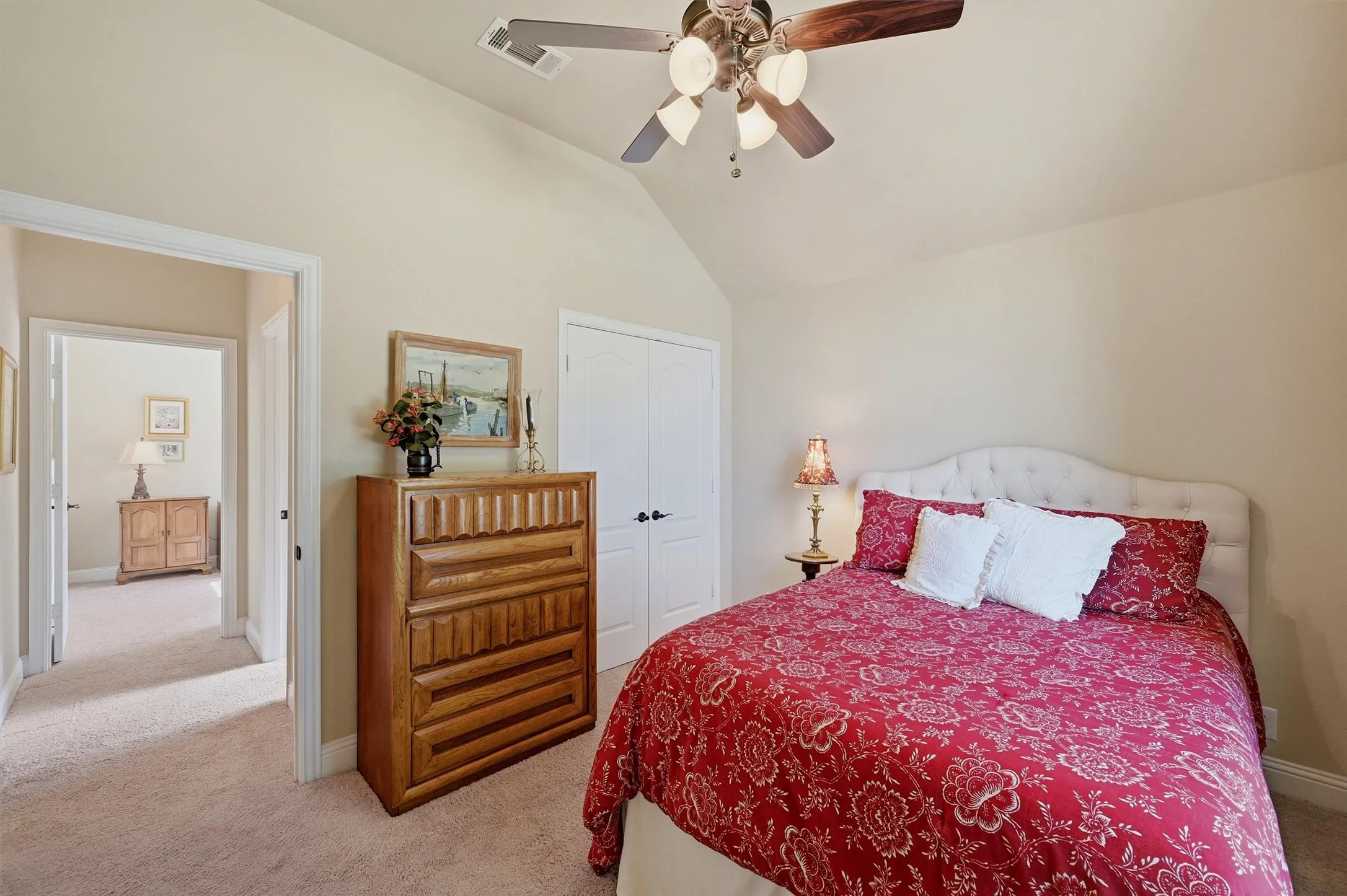 Single Family Residence For Sale in Grayson County , 509 Appaloosa Lane, Sherman, Texas 75092, 3 Bedroom, 2 Bathroom, 2 Garage spaces, 1,578 Sqft, built in 2016, mls#21344935, Real Estate Agent in Sherman, Homes For Sale in Grayson county, Homes For Sale in Sherman, Realtor in Sherman Texas, Real Estate Brokerage Independent Realty Texas, Luminita Cordes Realtor