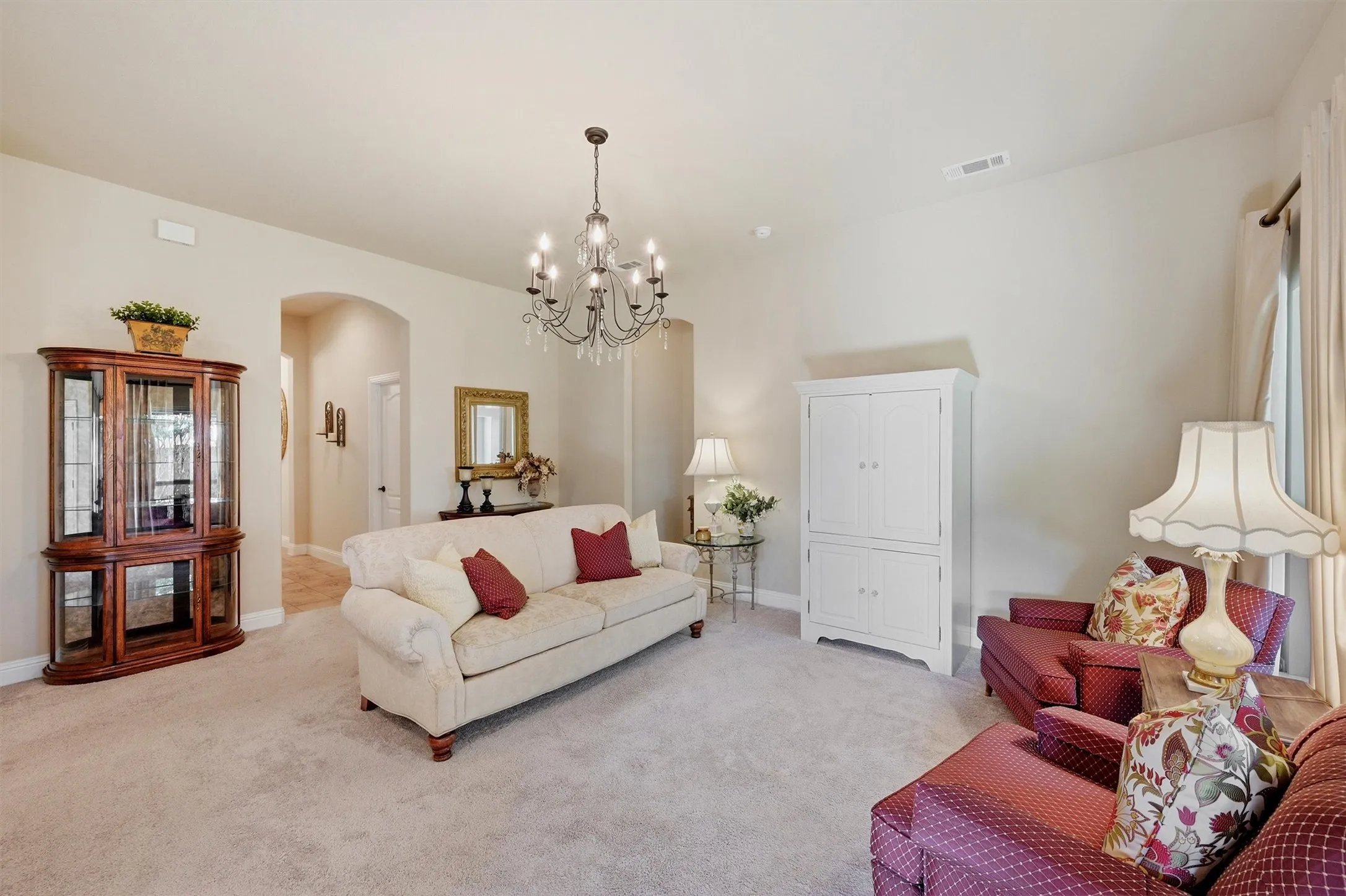 Single Family Residence For Sale in Grayson County , 509 Appaloosa Lane, Sherman, Texas 75092, 3 Bedroom, 2 Bathroom, 2 Garage spaces, 1,578 Sqft, built in 2016, mls#21344935, Real Estate Agent in Sherman, Homes For Sale in Grayson county, Homes For Sale in Sherman, Realtor in Sherman Texas, Real Estate Brokerage Independent Realty Texas, Luminita Cordes Realtor