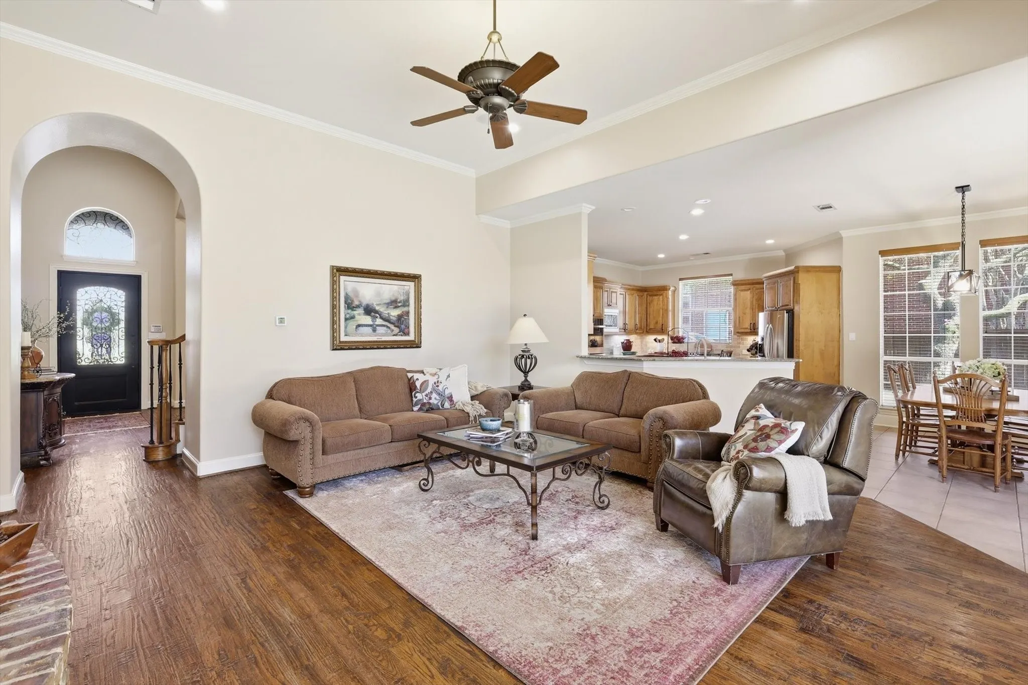 Single Family Residence For Sale in Denton County , 4629 Manor Way, Flower Mound, Texas 75028, 5 Bedroom, 5 Bathroom, 3 Garage spaces, 4,599 Sqft, built in 2000, mls#21351027, Real Estate Agent in Flower Mound, Homes For Sale in Denton county, Homes For Sale in Flower Mound, Realtor in Flower Mound Texas, Real Estate Brokerage Independent Realty Texas, Luminita Cordes Realtor