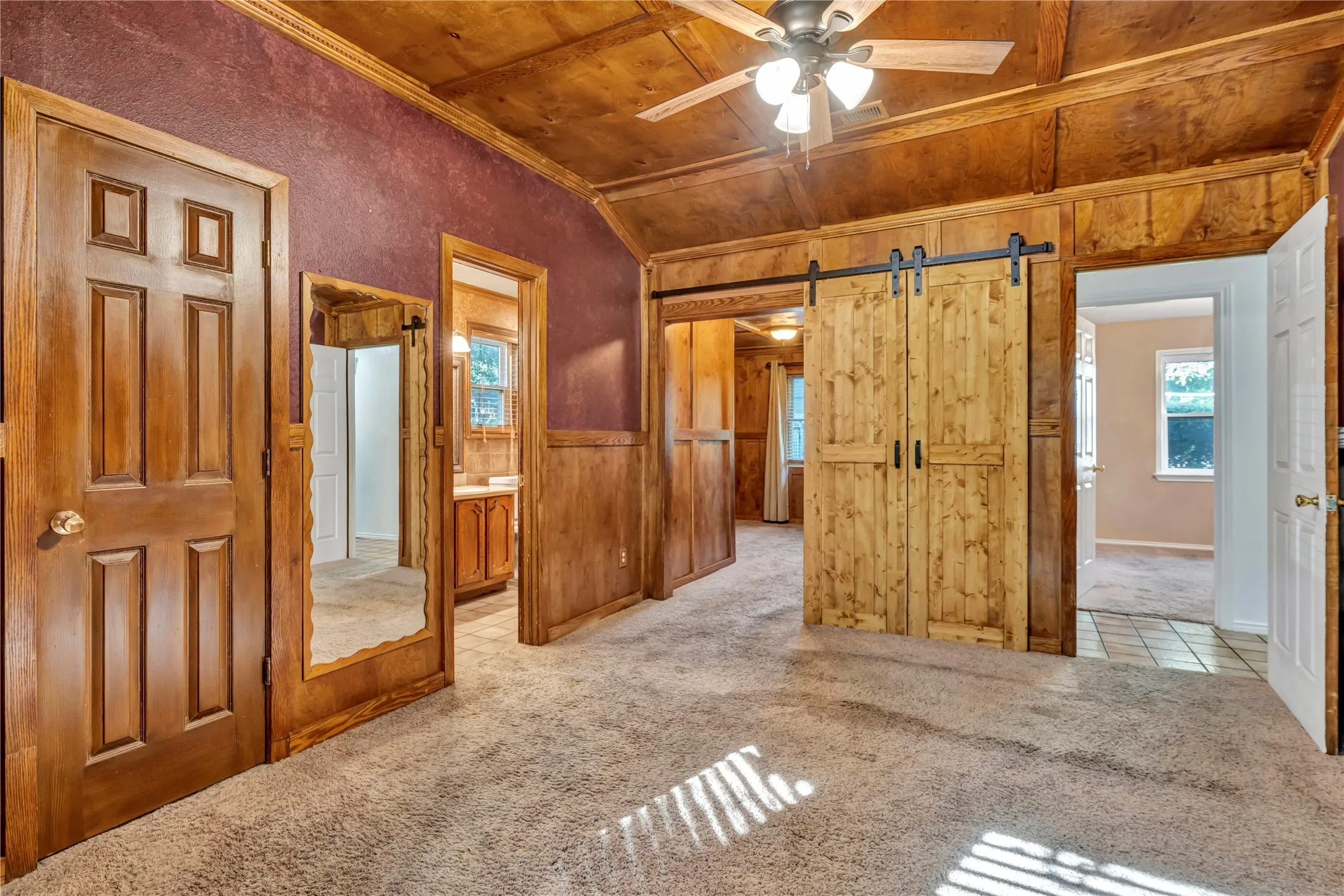 Single Family Residence For Sale in Johnson County , 306 Woodlawn Drive, Keene, Texas 76059, 3 Bedroom, 2 Bathroom, 2 Garage spaces, 1,378 Sqft, built in 1982, mls#21330042, Real Estate Agent in Keene, Homes For Sale in Johnson county, Homes For Sale in Keene, Realtor in Keene Texas, Real Estate Brokerage Independent Realty Texas, Luminita Cordes Realtor