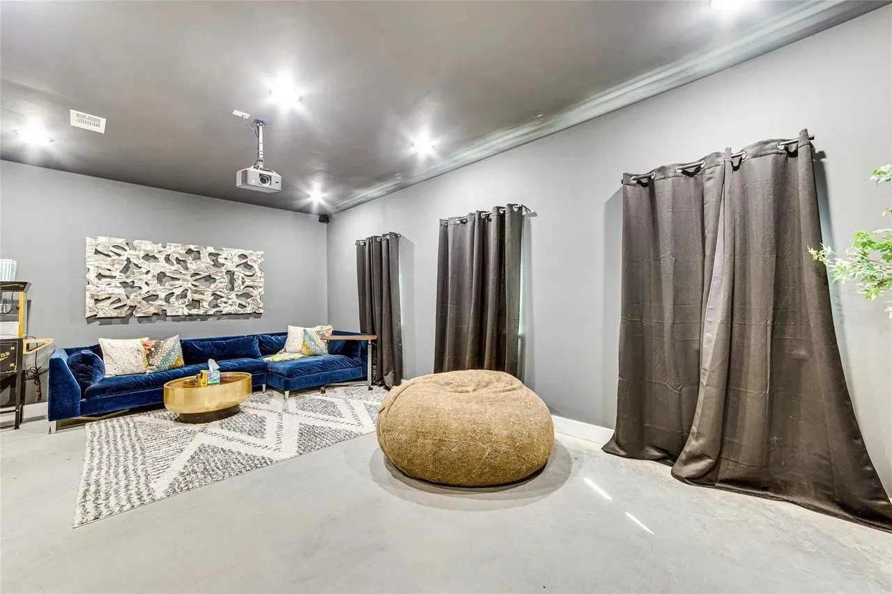 Single Family Residence For Sale in Rains County , 1841 Rs County Road 1402, Point, Texas 75472, 5 Bedroom, 4 Bathroom, 3 Garage spaces, 4,132 Sqft, built in 2022, mls#21351305, Real Estate Agent in Point, Homes For Sale in Rains county, Homes For Sale in Point, Realtor in Point Texas, Real Estate Brokerage Independent Realty Texas, Luminita Cordes Realtor