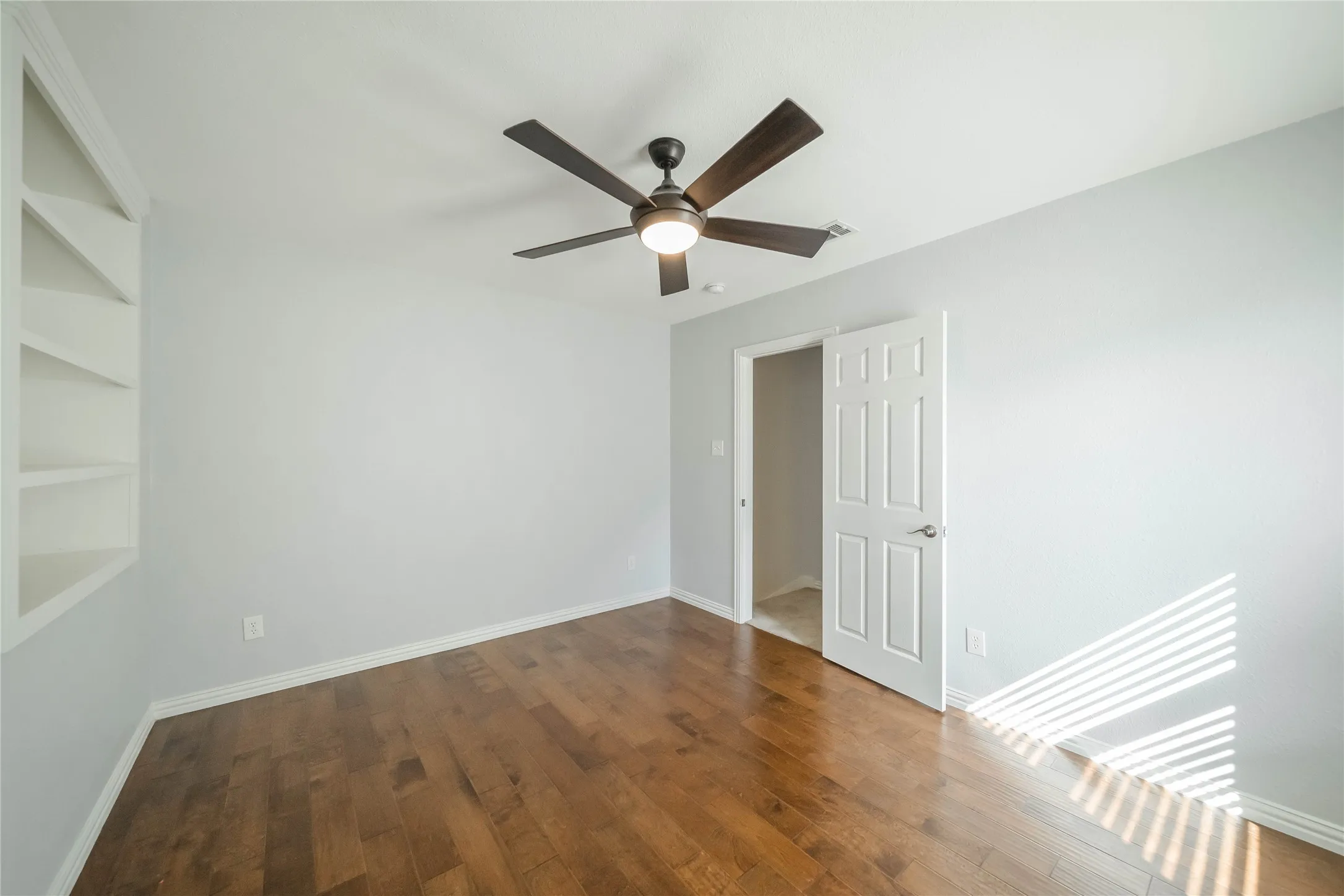 Single Family Residence For Rent in Collin County , 1810 Port Isabel Drive, Allen, Texas 75013, 5 Bedroom, 4 Bathroom, 2 Garage spaces, 3,362 Sqft, built in 2005, mls#21351307, Real Estate Agent in Allen, Homes For Rent in Collin county, Homes For Rent in Allen, Realtor in Allen Texas, Real Estate Brokerage Independent Realty Texas, Luminita Cordes Realtor