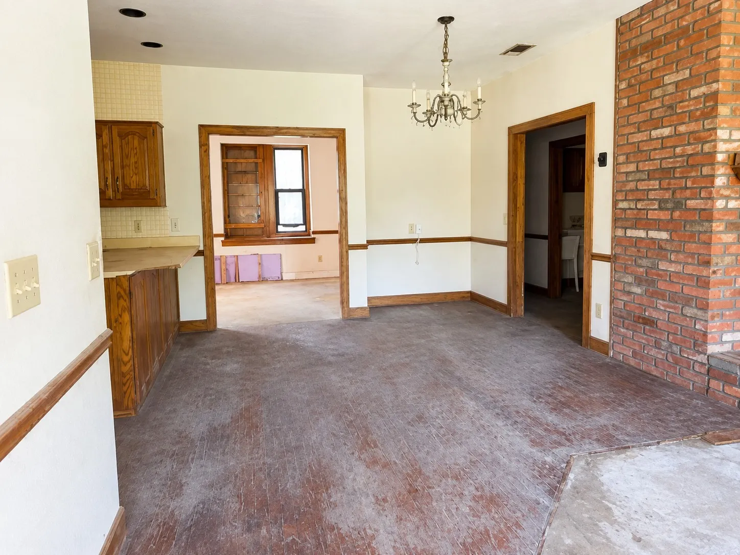 Single Family Residence For Sale in Collin County , 116 Mallard Point, Wylie, Texas 75098, 3 Bedroom, 2 Bathroom, 3 Garage spaces, 2,282 Sqft, built in 1982, mls#21351064, Real Estate Agent in Wylie, Homes For Sale in Collin county, Homes For Sale in Wylie, Realtor in Wylie Texas, Real Estate Brokerage Independent Realty Texas, Luminita Cordes Realtor