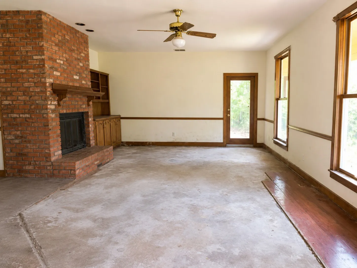 Single Family Residence For Sale in Collin County , 116 Mallard Point, Wylie, Texas 75098, 3 Bedroom, 2 Bathroom, 3 Garage spaces, 2,282 Sqft, built in 1982, mls#21351064, Real Estate Agent in Wylie, Homes For Sale in Collin county, Homes For Sale in Wylie, Realtor in Wylie Texas, Real Estate Brokerage Independent Realty Texas, Luminita Cordes Realtor