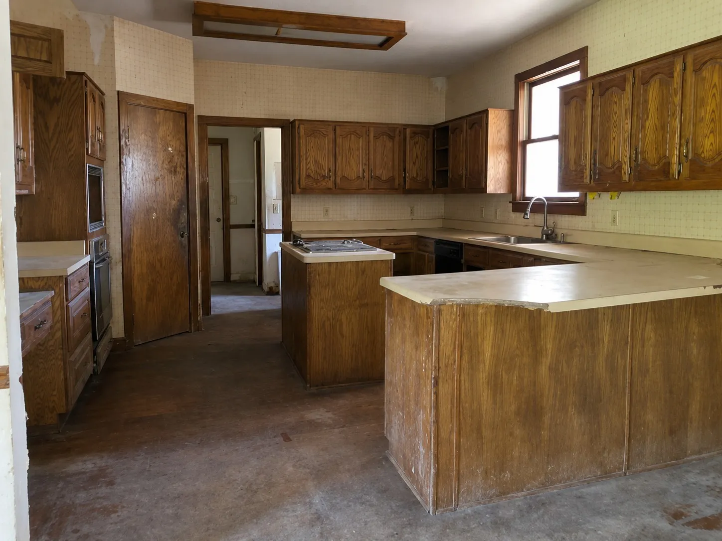 Single Family Residence For Sale in Collin County , 116 Mallard Point, Wylie, Texas 75098, 3 Bedroom, 2 Bathroom, 3 Garage spaces, 2,282 Sqft, built in 1982, mls#21351064, Real Estate Agent in Wylie, Homes For Sale in Collin county, Homes For Sale in Wylie, Realtor in Wylie Texas, Real Estate Brokerage Independent Realty Texas, Luminita Cordes Realtor