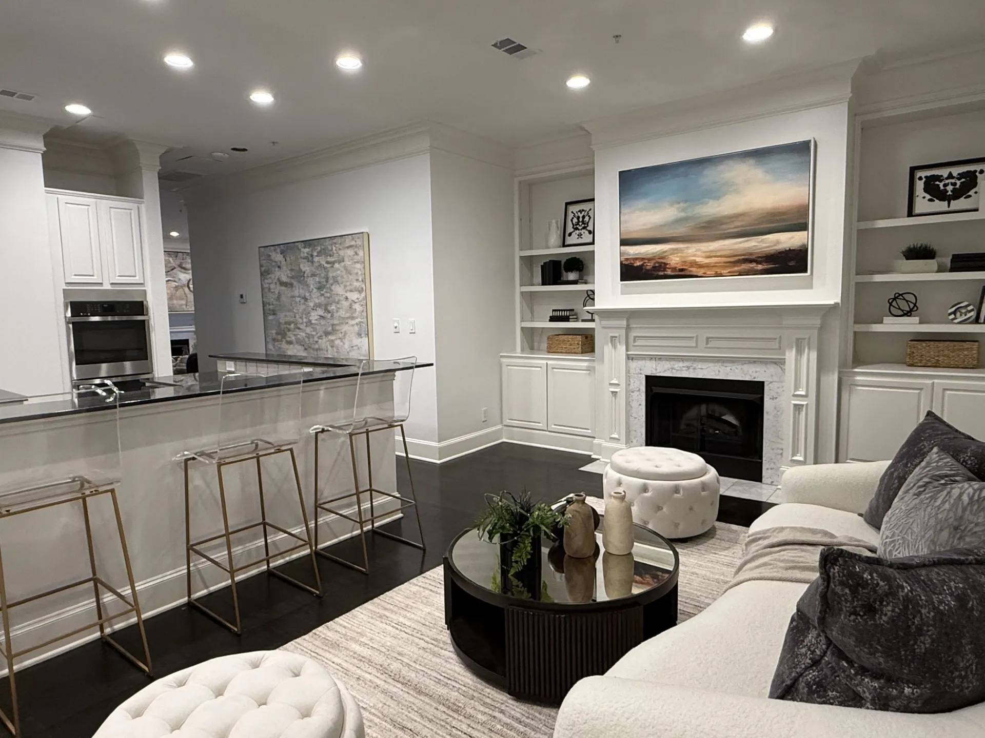 Condominium For Rent in Dallas County , 3535 Gillespie Street 505, Dallas, Texas 75219, 3 Bedroom, 5 Bathroom, 2 Garage spaces, 2,899 Sqft, built in 2000, mls#21351321, Real Estate Agent in Dallas, Homes For Rent in Dallas county, Homes For Rent in Dallas, Realtor in Dallas Texas, Real Estate Brokerage Independent Realty Texas, Luminita Cordes Realtor