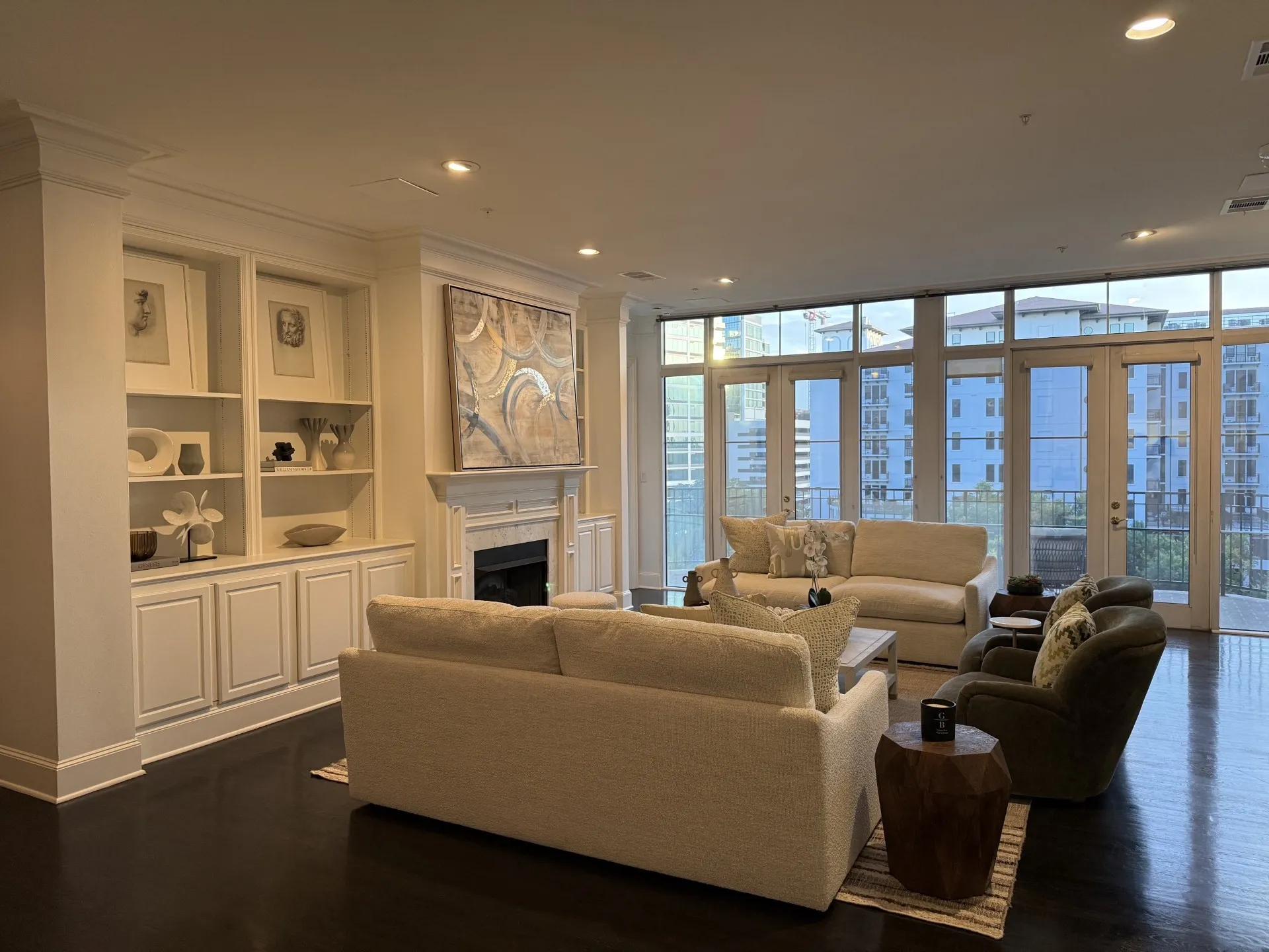 Condominium For Rent in Dallas County , 3535 Gillespie Street 505, Dallas, Texas 75219, 3 Bedroom, 5 Bathroom, 2 Garage spaces, 2,899 Sqft, built in 2000, mls#21351321, Real Estate Agent in Dallas, Homes For Rent in Dallas county, Homes For Rent in Dallas, Realtor in Dallas Texas, Real Estate Brokerage Independent Realty Texas, Luminita Cordes Realtor