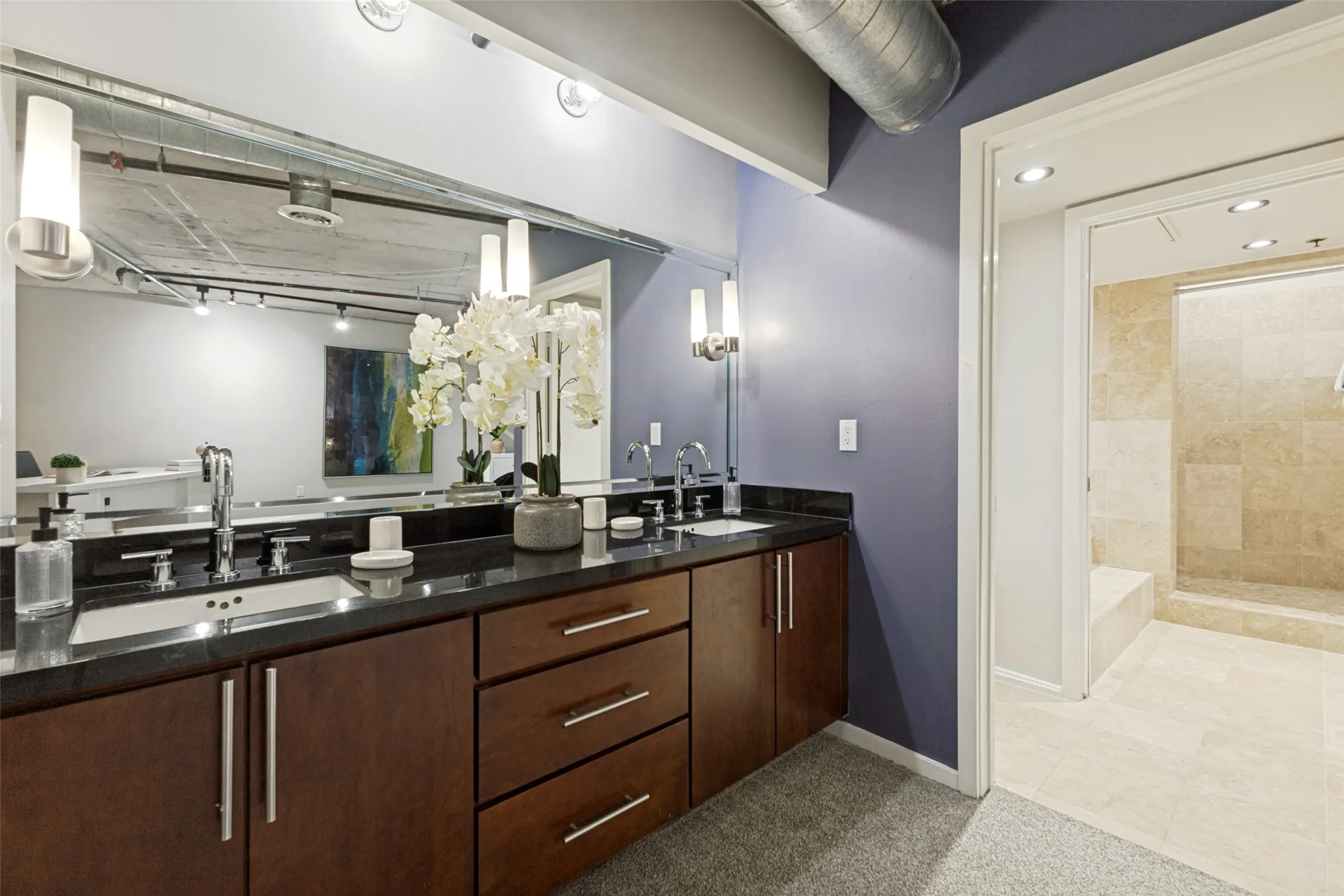 Condominium For Sale in Dallas County , 3110 Thomas Avenue 527, Dallas, Texas 75204, 2 Bedroom, 2 Bathroom, 3 Garage spaces, 2,263 Sqft, built in 1998, mls#21303389, Real Estate Agent in Dallas, Homes For Sale in Dallas county, Homes For Sale in Dallas, Realtor in Dallas Texas, Real Estate Brokerage Independent Realty Texas, Luminita Cordes Realtor