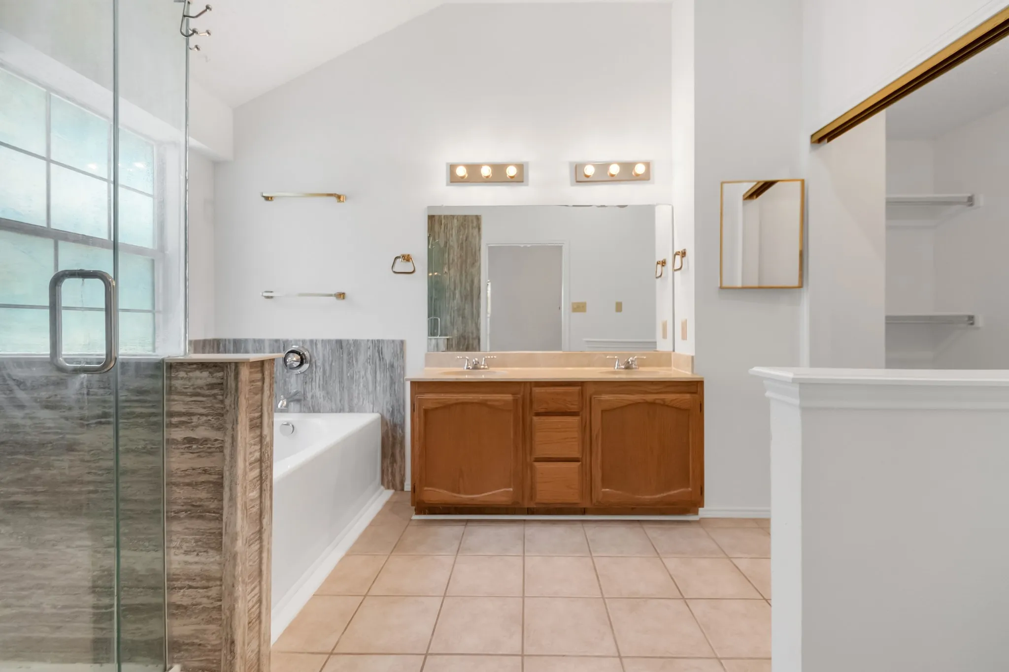 Single Family Residence For Sale in Denton County , 4112 Durbin Drive, The Colony, Texas 75056, 3 Bedroom, 2 Bathroom, 2 Garage spaces, 1,533 Sqft, built in 1987, mls#21351053, Real Estate Agent in The Colony, Homes For Sale in Denton county, Homes For Sale in The Colony, Realtor in The Colony Texas, Real Estate Brokerage Independent Realty Texas, Luminita Cordes Realtor