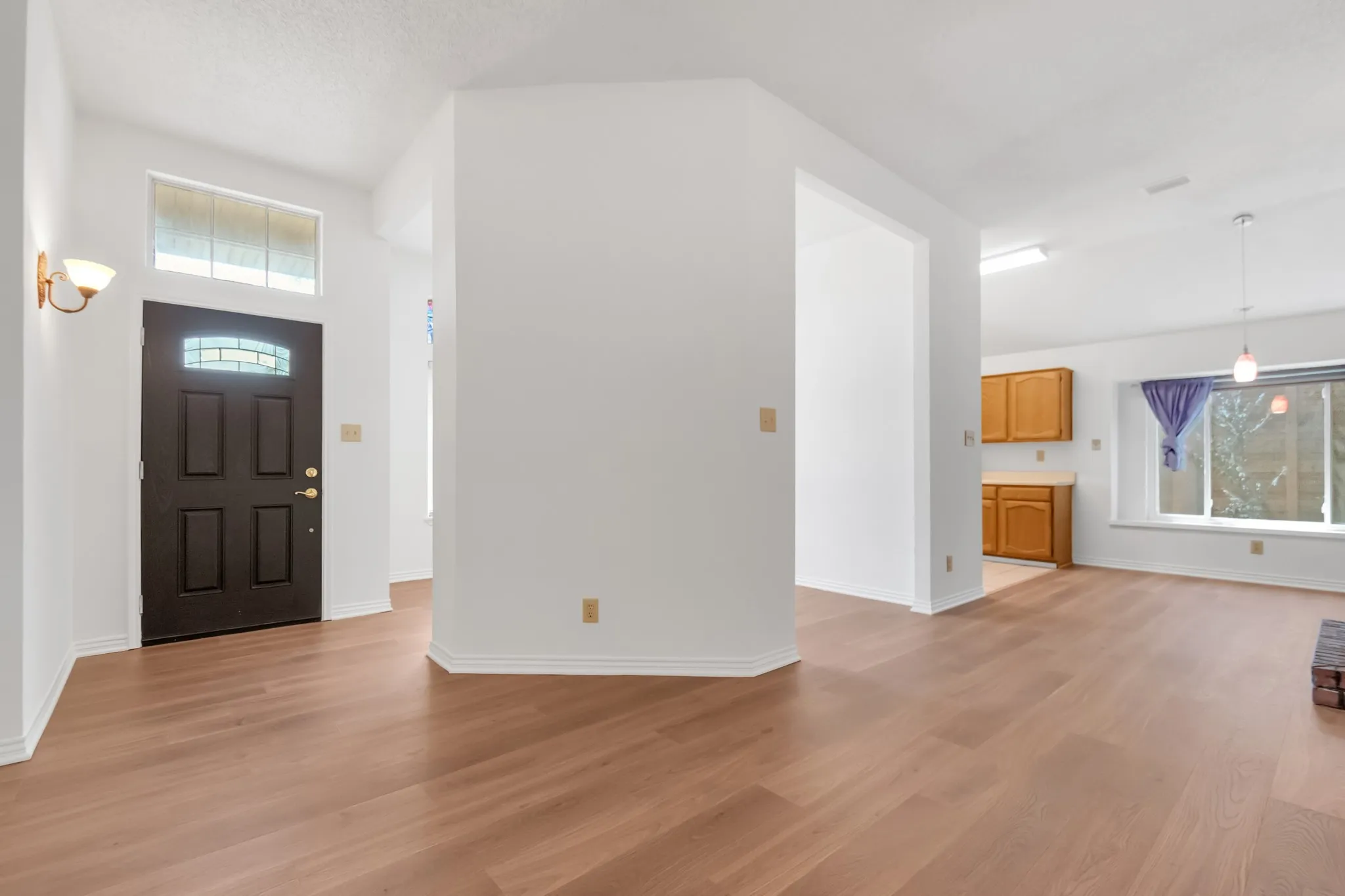 Single Family Residence For Sale in Denton County , 4112 Durbin Drive, The Colony, Texas 75056, 3 Bedroom, 2 Bathroom, 2 Garage spaces, 1,533 Sqft, built in 1987, mls#21351053, Real Estate Agent in The Colony, Homes For Sale in Denton county, Homes For Sale in The Colony, Realtor in The Colony Texas, Real Estate Brokerage Independent Realty Texas, Luminita Cordes Realtor