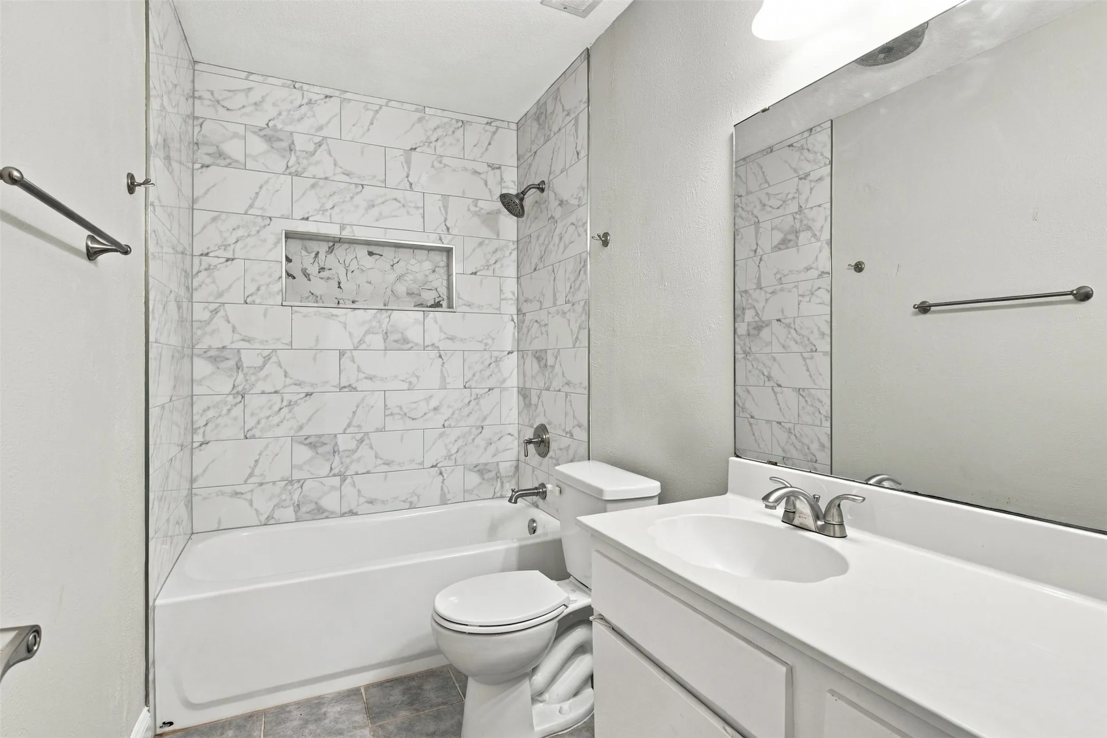 Single Family Residence For Rent in Johnson County , 335 Springwillow Road, Burleson, Texas 76028, 3 Bedroom, 2 Bathroom, 2 Garage spaces, 1,148 Sqft, built in 1971, mls#21350818, Real Estate Agent in Burleson, Homes For Rent in Johnson county, Homes For Rent in Burleson, Realtor in Burleson Texas, Real Estate Brokerage Independent Realty Texas, Luminita Cordes Realtor