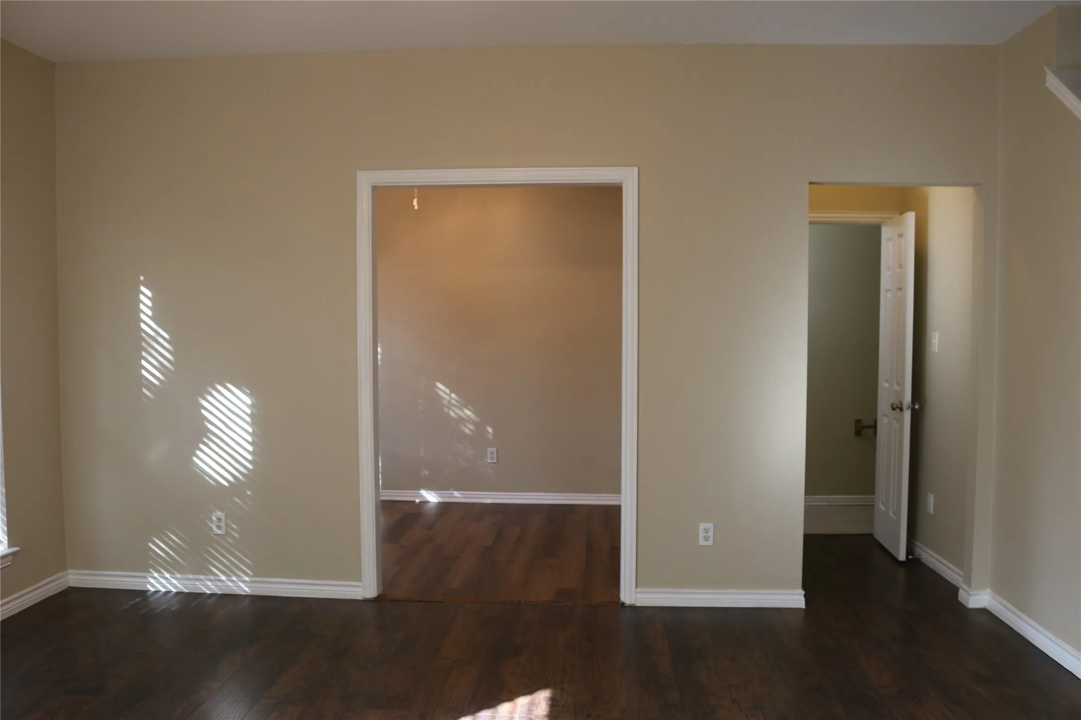 Townhouse For Rent in Collin County , 327 Regency Drive, Allen, Texas 75002, 3 Bedroom, 3 Bathroom, 2 Garage spaces, 1,894 Sqft, built in 2008, mls#21351345, Real Estate Agent in Allen, Homes For Rent in Collin county, Homes For Rent in Allen, Realtor in Allen Texas, Real Estate Brokerage Independent Realty Texas, Luminita Cordes Realtor