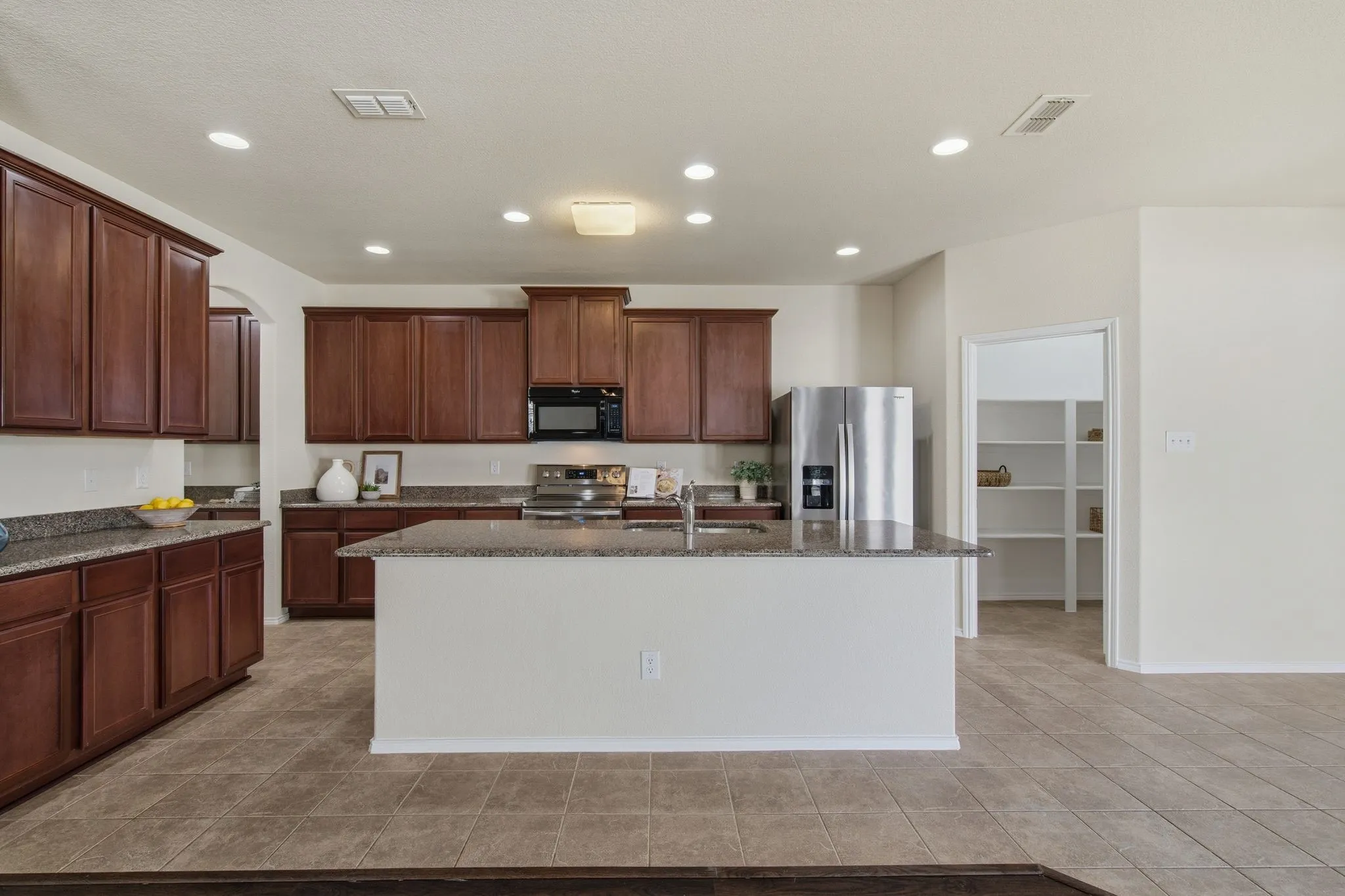 Single Family Residence For Sale in Denton County , 1108 Black Cherry Drive, Aubrey, Texas 76227, 4 Bedroom, 3 Bathroom, 2 Garage spaces, 3,062 Sqft, built in 2014, mls#21351275, Real Estate Agent in Aubrey, Homes For Sale in Denton county, Homes For Sale in Aubrey, Realtor in Aubrey Texas, Real Estate Brokerage Independent Realty Texas, Luminita Cordes Realtor