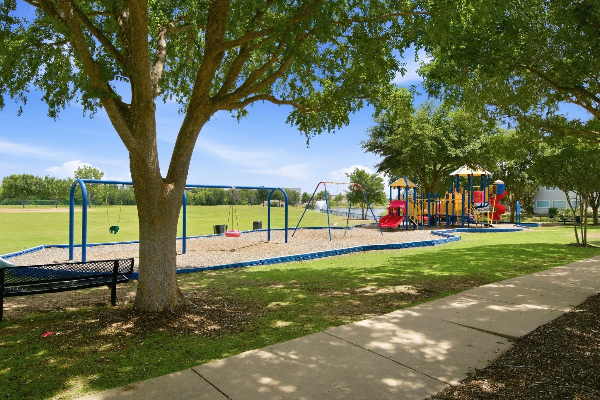 Single Family Residence For Sale in Denton County , 1108 Black Cherry Drive, Aubrey, Texas 76227, 4 Bedroom, 3 Bathroom, 2 Garage spaces, 3,062 Sqft, built in 2014, mls#21351275, Real Estate Agent in Aubrey, Homes For Sale in Denton county, Homes For Sale in Aubrey, Realtor in Aubrey Texas, Real Estate Brokerage Independent Realty Texas, Luminita Cordes Realtor