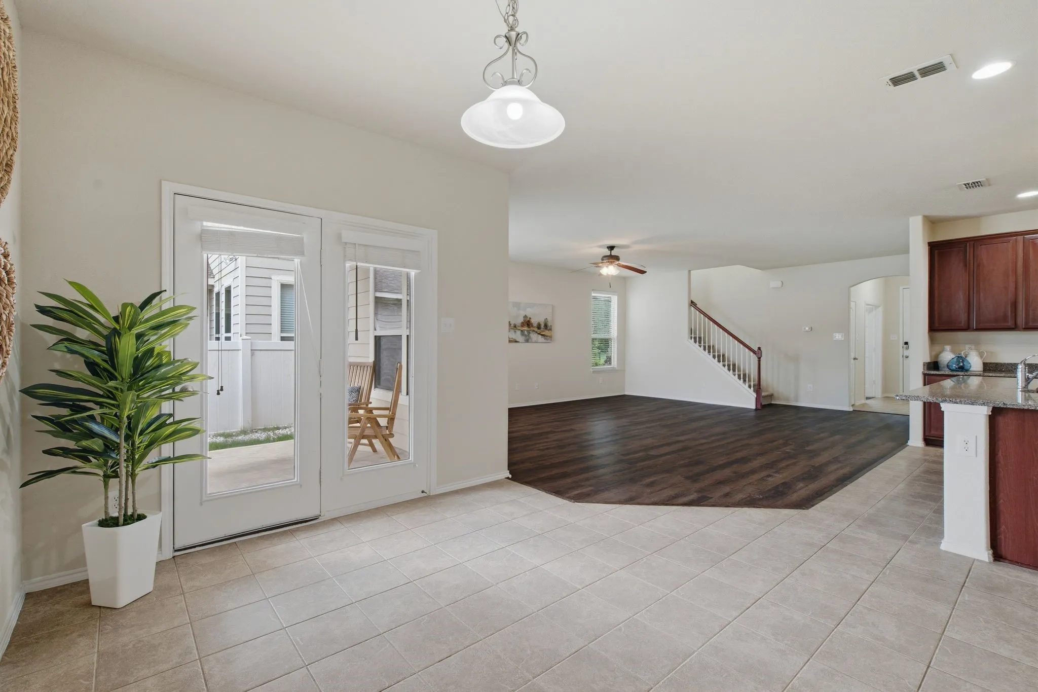 Single Family Residence For Sale in Denton County , 1108 Black Cherry Drive, Aubrey, Texas 76227, 4 Bedroom, 3 Bathroom, 2 Garage spaces, 3,062 Sqft, built in 2014, mls#21351275, Real Estate Agent in Aubrey, Homes For Sale in Denton county, Homes For Sale in Aubrey, Realtor in Aubrey Texas, Real Estate Brokerage Independent Realty Texas, Luminita Cordes Realtor