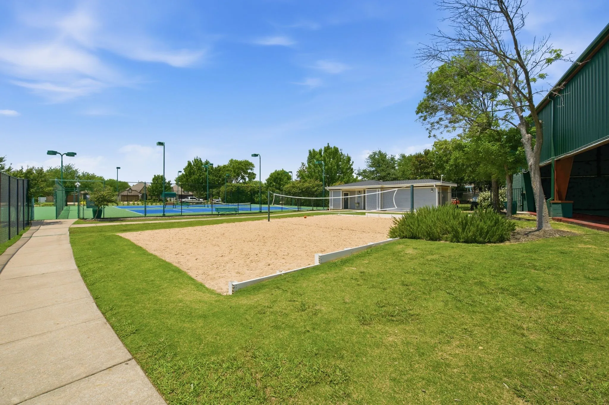 Single Family Residence For Sale in Denton County , 1108 Black Cherry Drive, Aubrey, Texas 76227, 4 Bedroom, 3 Bathroom, 2 Garage spaces, 3,062 Sqft, built in 2014, mls#21351275, Real Estate Agent in Aubrey, Homes For Sale in Denton county, Homes For Sale in Aubrey, Realtor in Aubrey Texas, Real Estate Brokerage Independent Realty Texas, Luminita Cordes Realtor