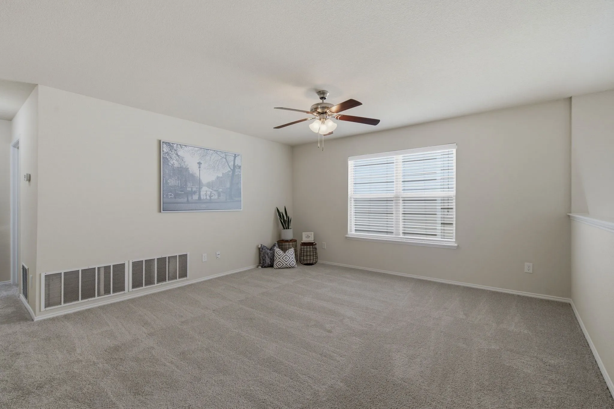 Single Family Residence For Sale in Denton County , 1108 Black Cherry Drive, Aubrey, Texas 76227, 4 Bedroom, 3 Bathroom, 2 Garage spaces, 3,062 Sqft, built in 2014, mls#21351275, Real Estate Agent in Aubrey, Homes For Sale in Denton county, Homes For Sale in Aubrey, Realtor in Aubrey Texas, Real Estate Brokerage Independent Realty Texas, Luminita Cordes Realtor