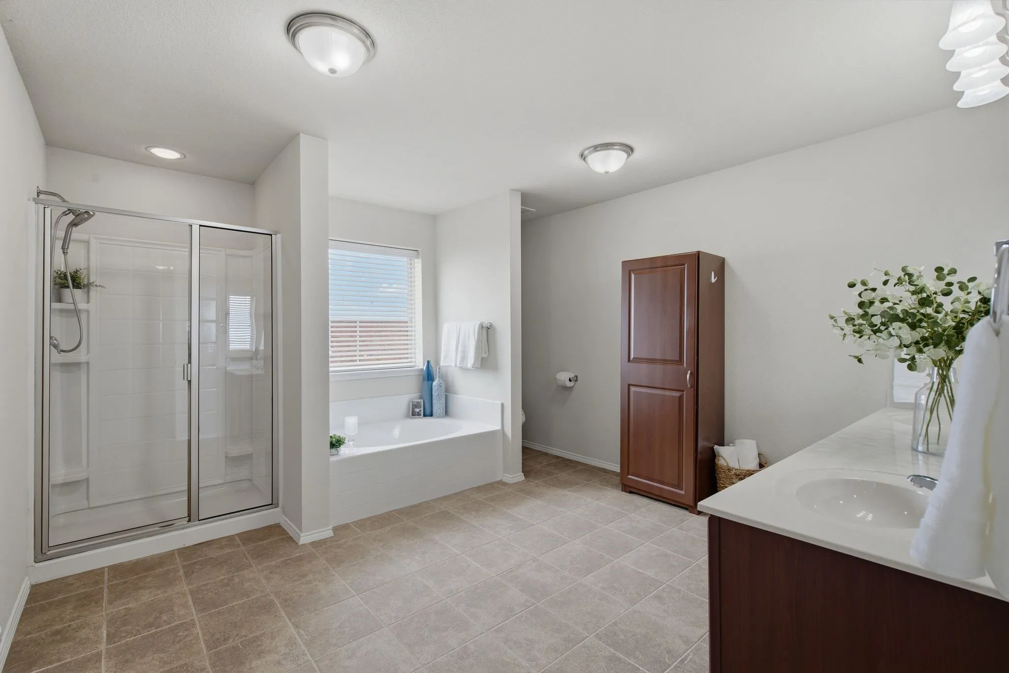 Single Family Residence For Sale in Denton County , 1108 Black Cherry Drive, Aubrey, Texas 76227, 4 Bedroom, 3 Bathroom, 2 Garage spaces, 3,062 Sqft, built in 2014, mls#21351275, Real Estate Agent in Aubrey, Homes For Sale in Denton county, Homes For Sale in Aubrey, Realtor in Aubrey Texas, Real Estate Brokerage Independent Realty Texas, Luminita Cordes Realtor