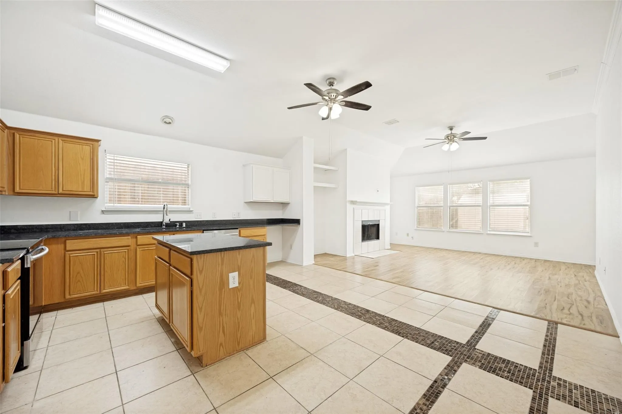 Single Family Residence For Rent in Collin County , 202 Trenton Drive, Wylie, Texas 75098, 4 Bedrooms, 2 Bathrooms, 2 Garage spaces, 1,947 Sqft, built in 2001, Price $2,350, mls#21351362, Real Estate Agent in Wylie, Homes For Rent in Collin county, Homes For Rent in Wylie, Realtor in Wylie Texas, Real Estate Brokerage Independent Realty Texas, Luminita Cordes Realtor