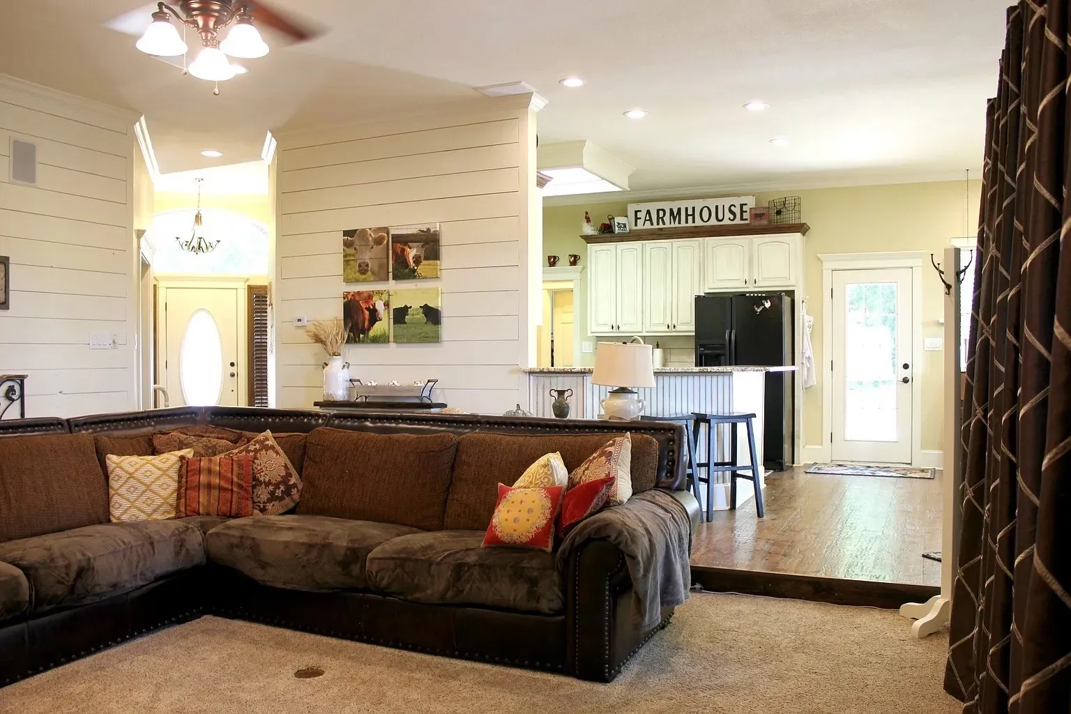 Single Family Residence For Sale in Kaufman County , 15265 Markout Central, Forney, Texas 75126, 4 Bedroom, 4 Bathroom, 1 Garage spaces, 4,103 Sqft, built in 1998, mls#21350952, Real Estate Agent in Forney, Homes For Sale in Kaufman county, Homes For Sale in Forney, Realtor in Forney Texas, Real Estate Brokerage Independent Realty Texas, Luminita Cordes Realtor