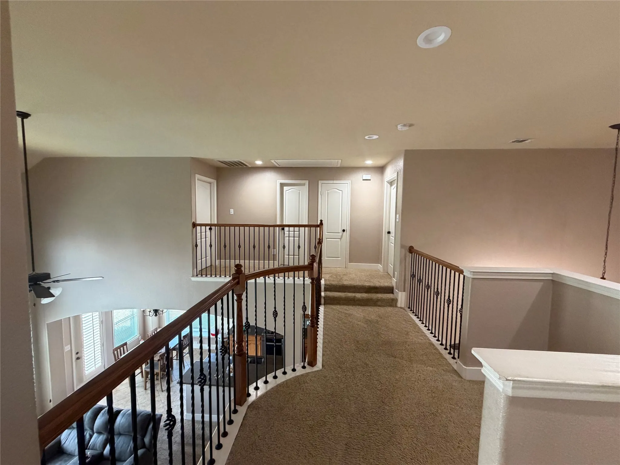 Single Family Residence For Sale in Kaufman County , 1011 Cadbury Lane, Forney, Texas 75126, 4 Bedroom, 3 Bathroom, 2 Garage spaces, 2,649 Sqft, built in 2008, mls#21351282, Real Estate Agent in Forney, Homes For Sale in Kaufman county, Homes For Sale in Forney, Realtor in Forney Texas, Real Estate Brokerage Independent Realty Texas, Luminita Cordes Realtor